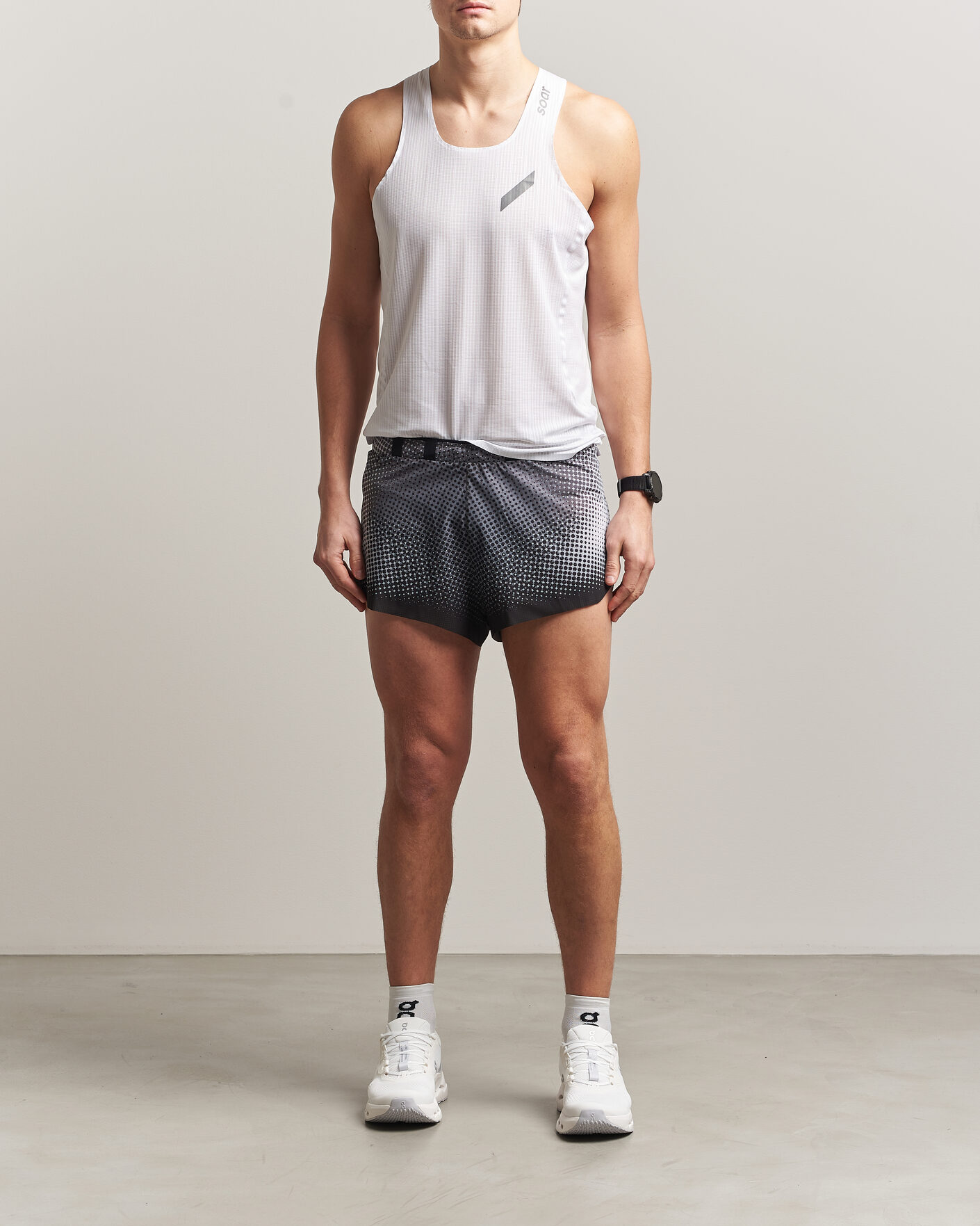 Herre | T-Shirts | SOAR Running | Race Vest White