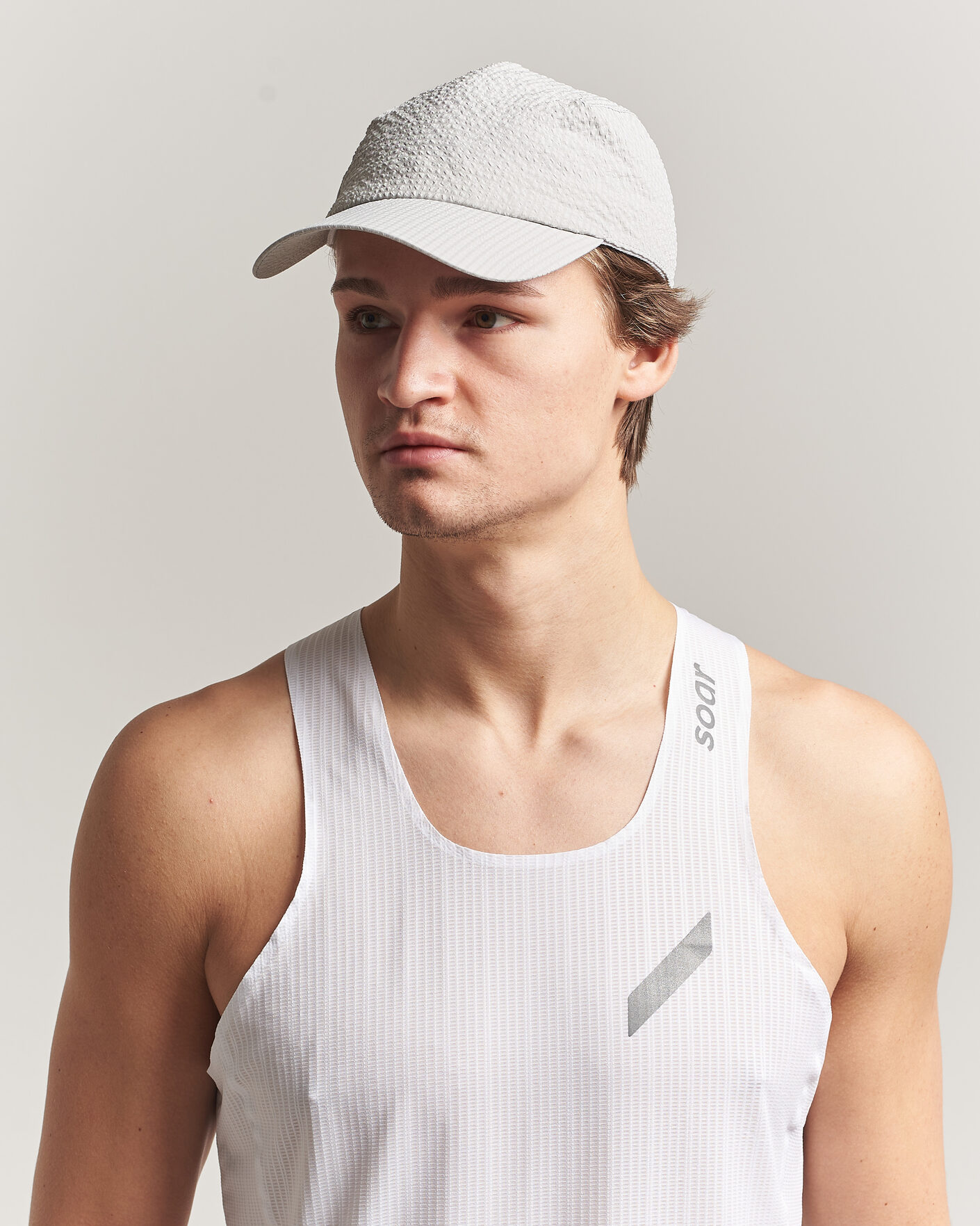 Herre | Hatte & kasketter | SOAR Running | Dart Cap Silver Grey
