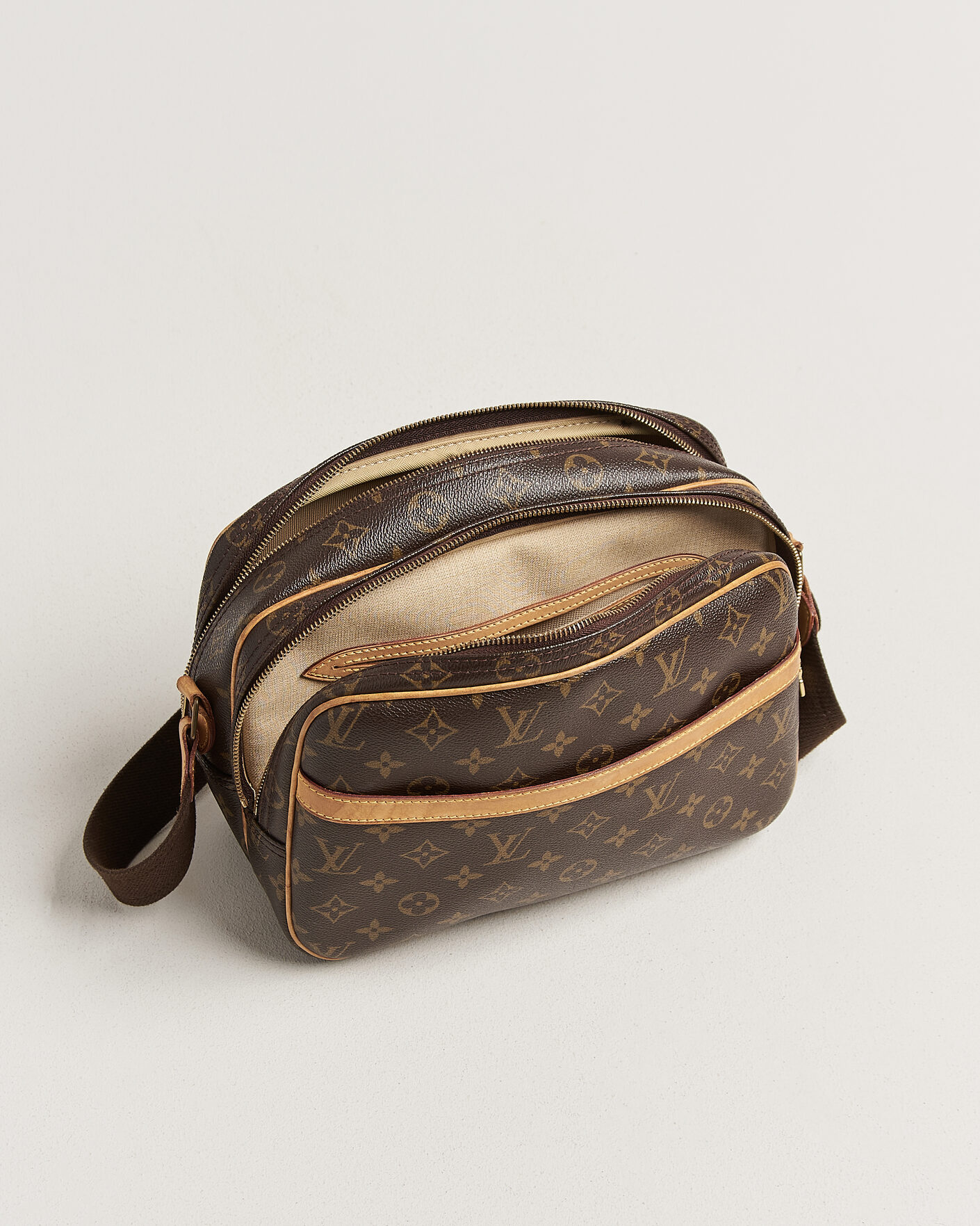 Herre | Pre-Owned & Vintage Bags | Louis Vuitton Pre-Owned | Reporter Bag PM Monogram