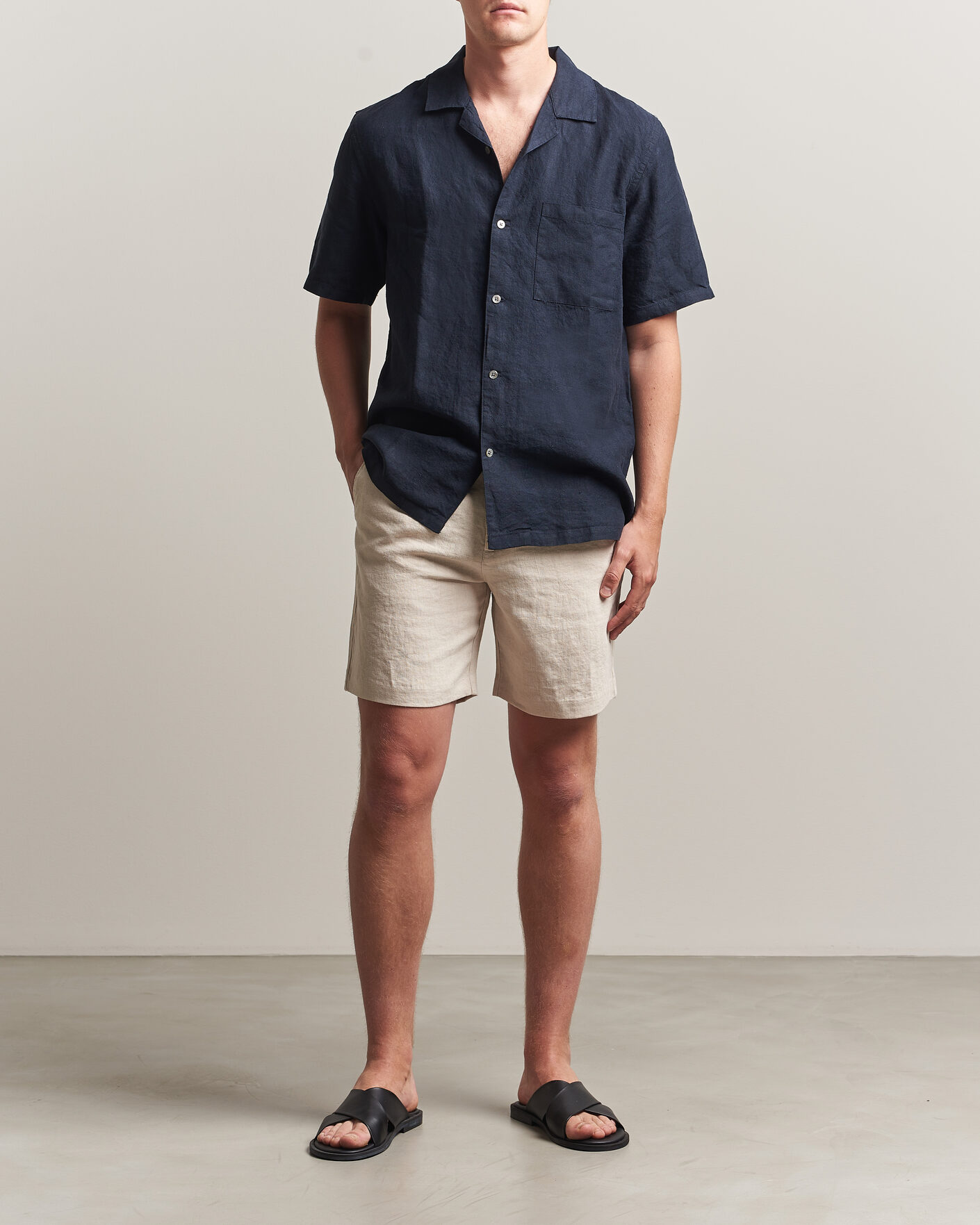 Herre | Skjorter | A Day's March | Yamu Linen Short Sleeve Shirt Navy