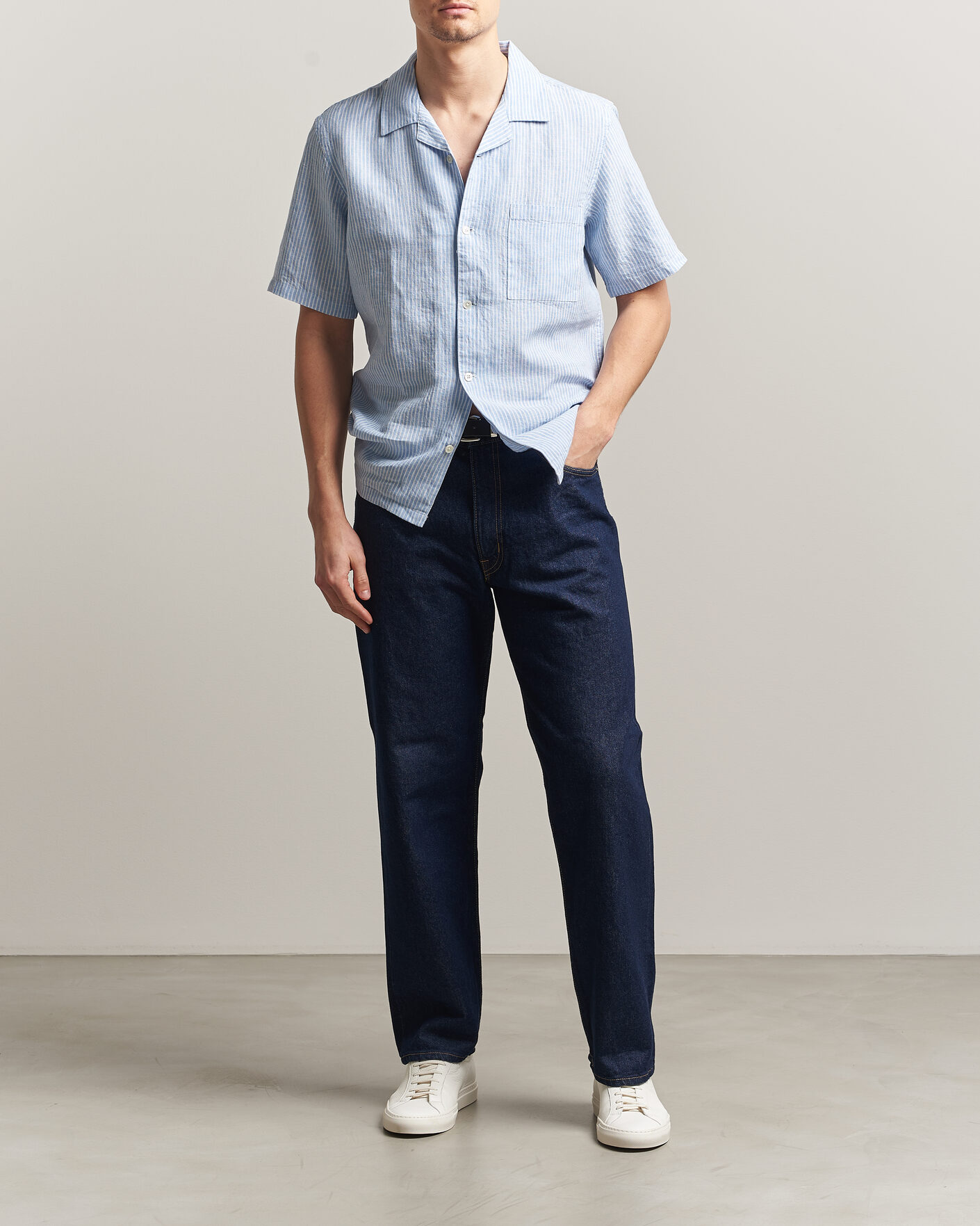 Herre | Skjorter | A Day's March | Yamu Striped Linen Short Sleeve Shirt Light Blue