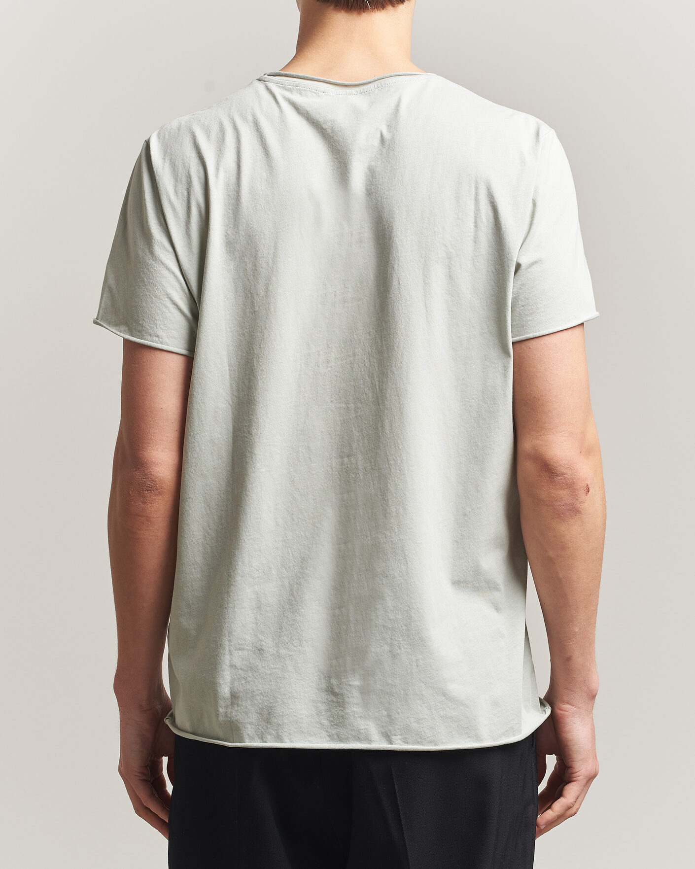 Herre | T-Shirts | Filippa K | Roll Neck Crew Neck T-Shirt Silver Grey