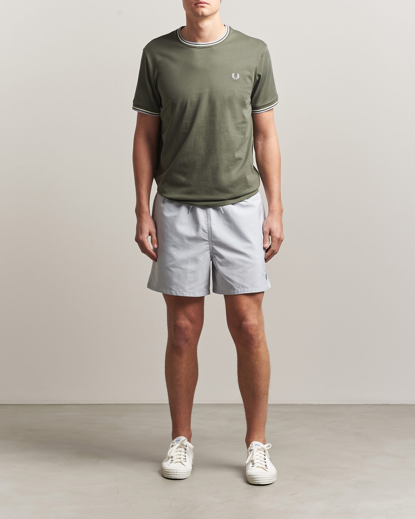 Herre | T-Shirts | Fred Perry | Twin Tipped T-Shirt Laurel Wreath Green