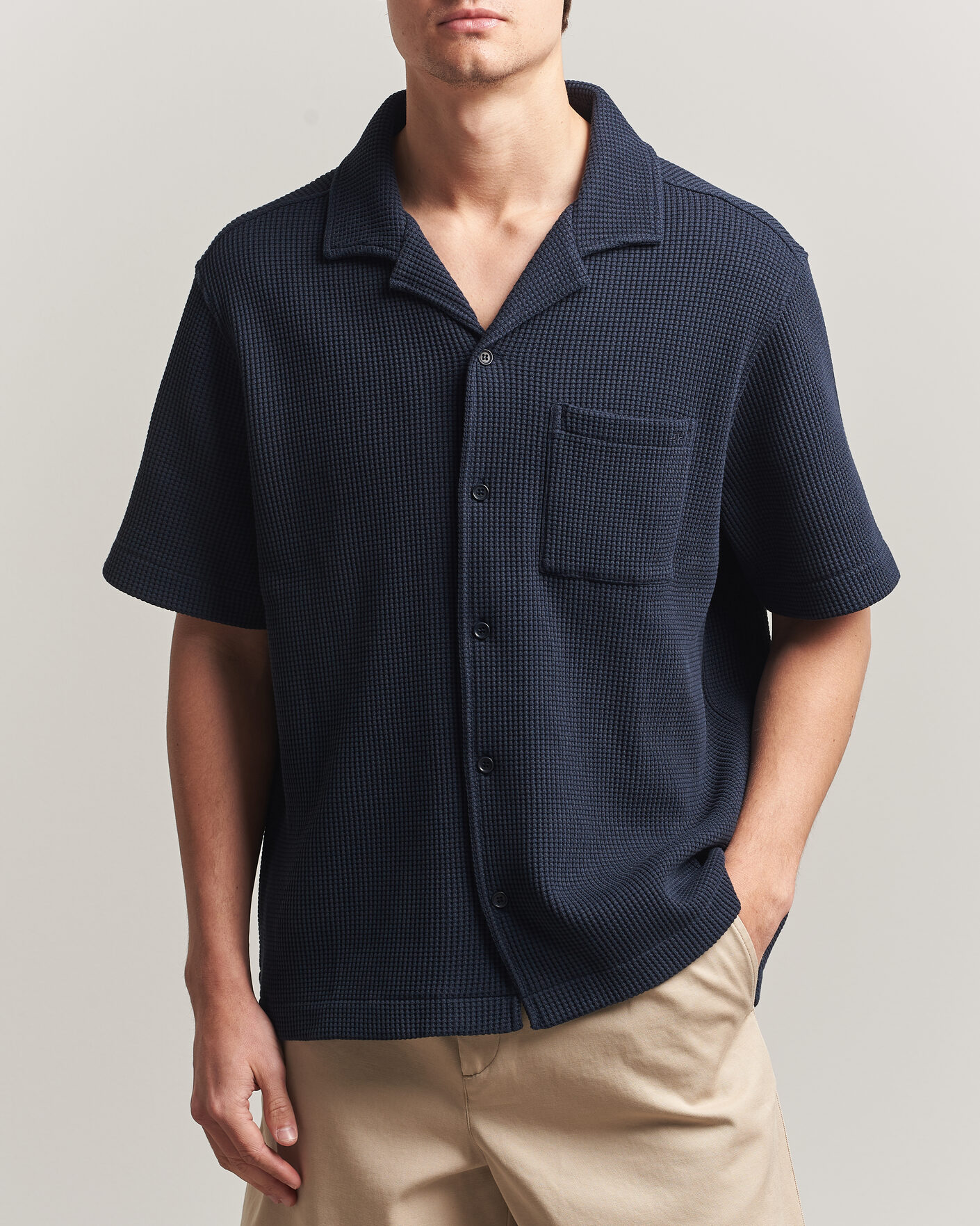 Herre | Skjorter | J.Lindeberg | Theron Waffle Resort Shirt Navy