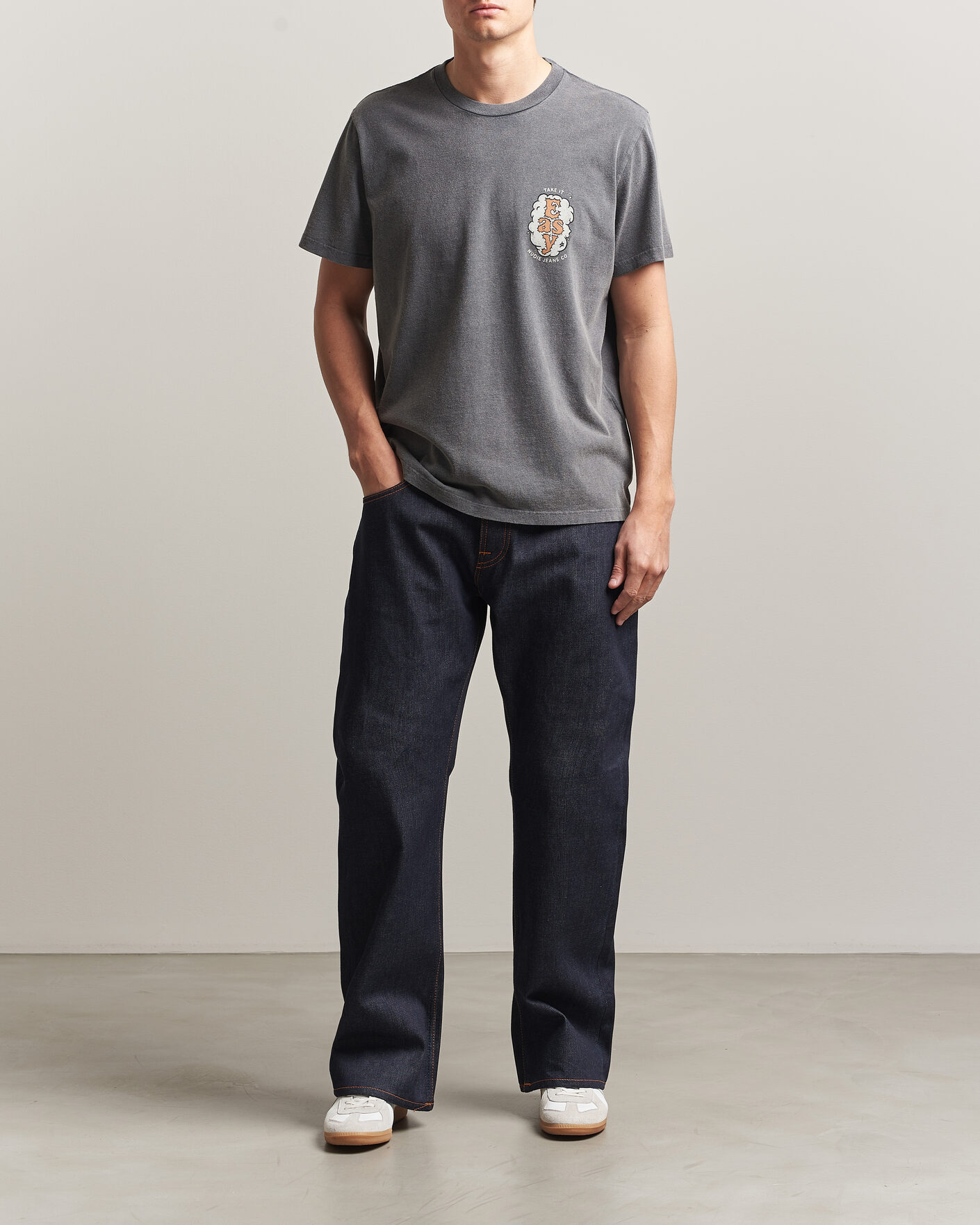 Herre | T-Shirts | Nudie Jeans | Roy Easy Cloud T-Shirt Antracite