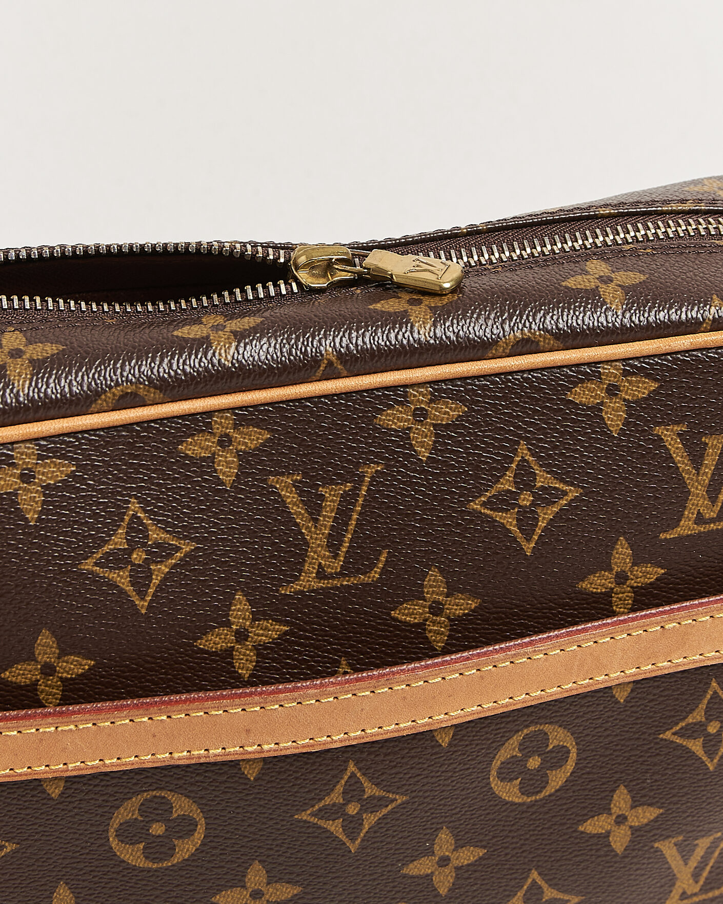 Herre | Pre-Owned & Vintage Bags | Louis Vuitton Pre-Owned | Trocadero 27 Bag Monogram