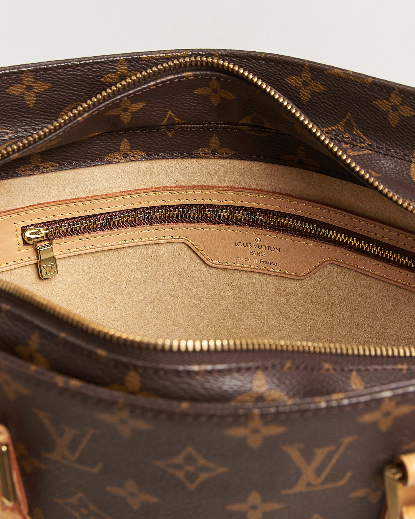 Herre | Pre-Owned & Vintage Bags | Louis Vuitton Pre-Owned | Luco Bag Monogram