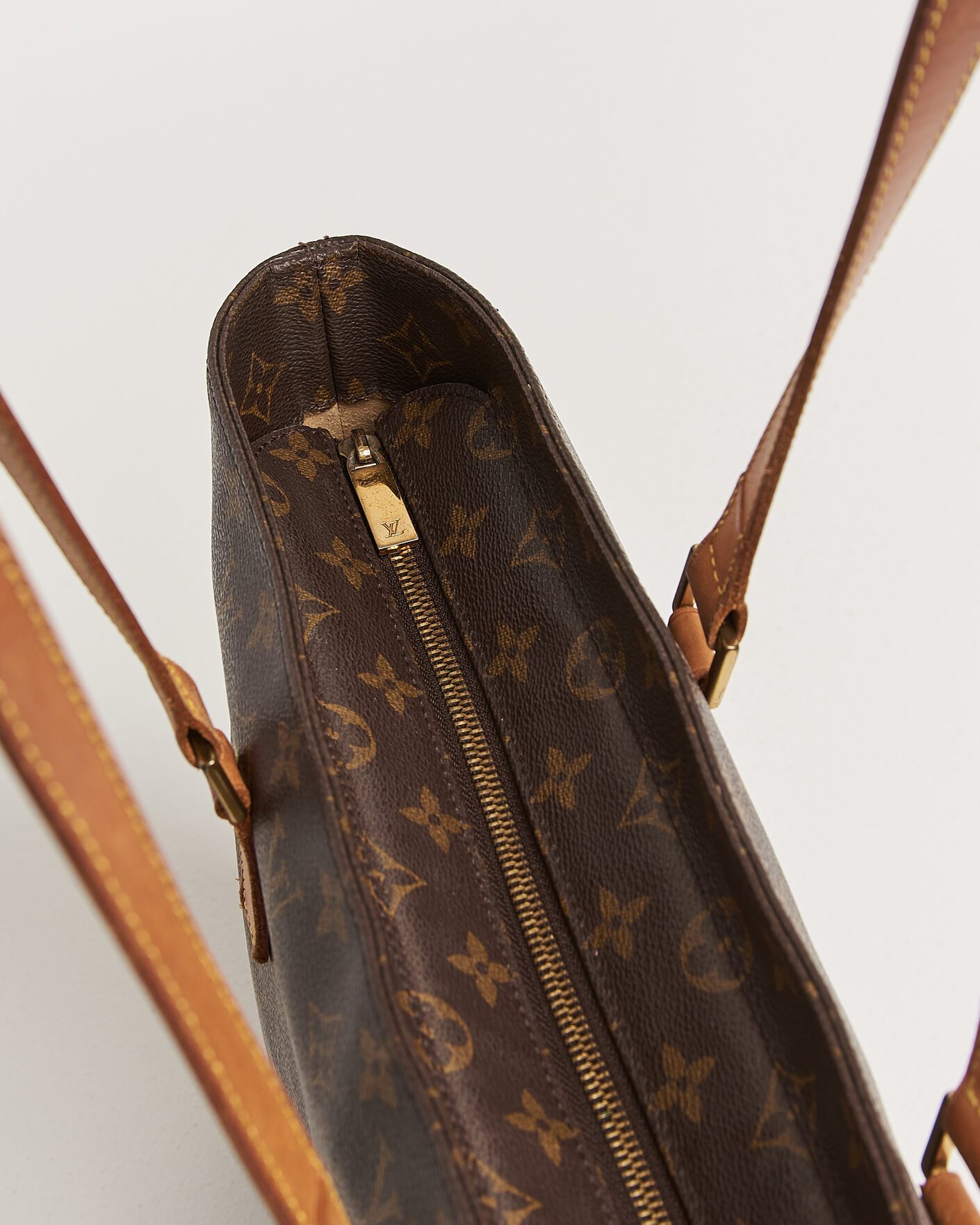Herre | Pre-Owned & Vintage Bags | Louis Vuitton Pre-Owned | Luco Bag Monogram