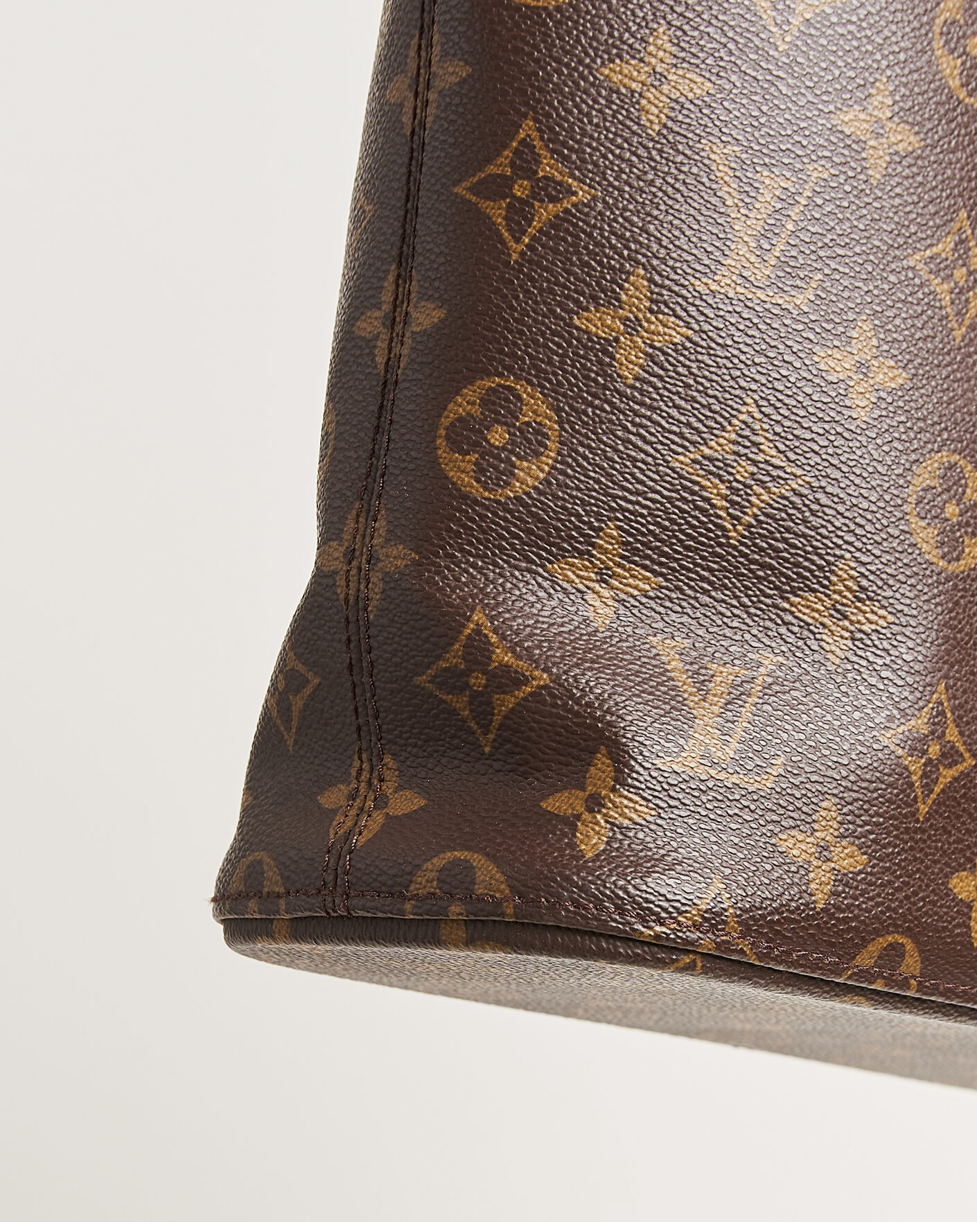 Herre | Pre-Owned & Vintage Bags | Louis Vuitton Pre-Owned | Vavin Bag GM Monogram