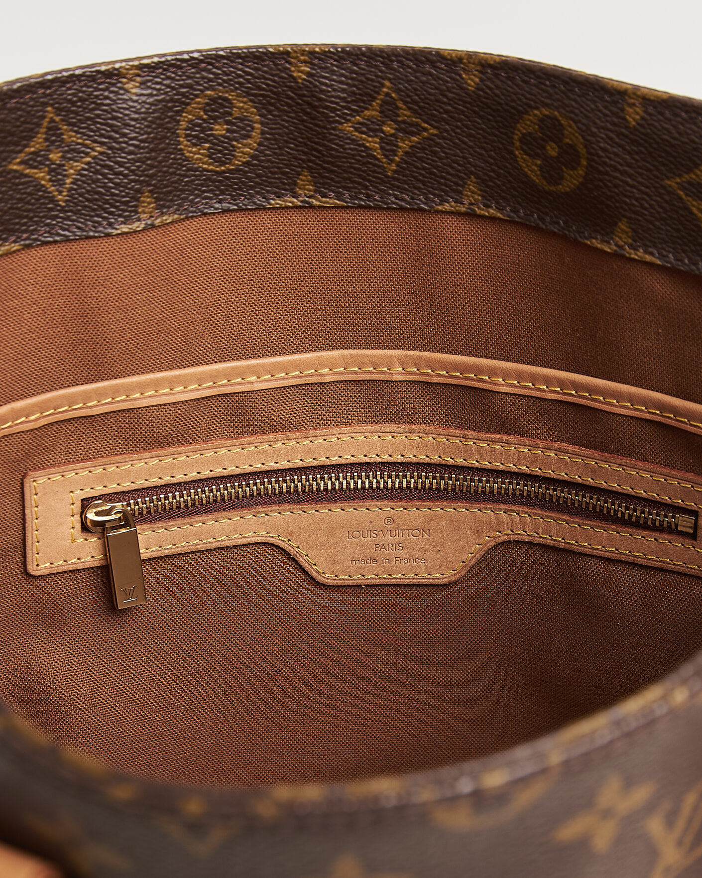 Herre | Pre-Owned & Vintage Bags | Louis Vuitton Pre-Owned | Vavin Bag GM Monogram