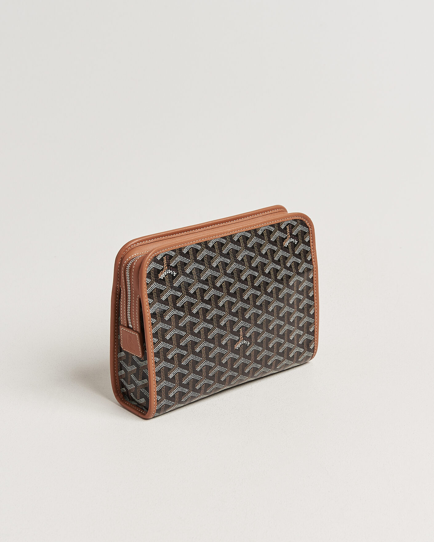 Herre | Pre-Owned & Vintage Bags | Goyard Pre-Owned | Jouvance MM Toiletry Bag Black