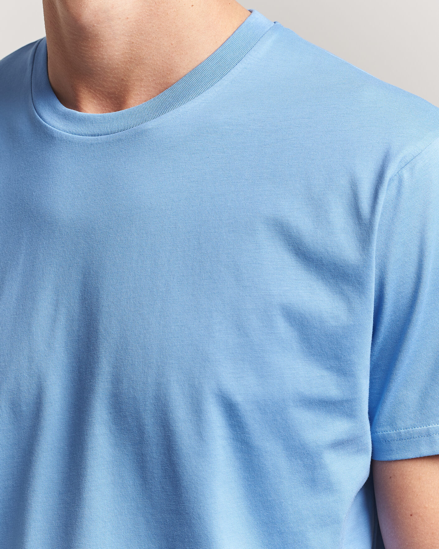 Herre | T-Shirts | Sunspel | Riviera Midweight T-Shirt Azure Blue