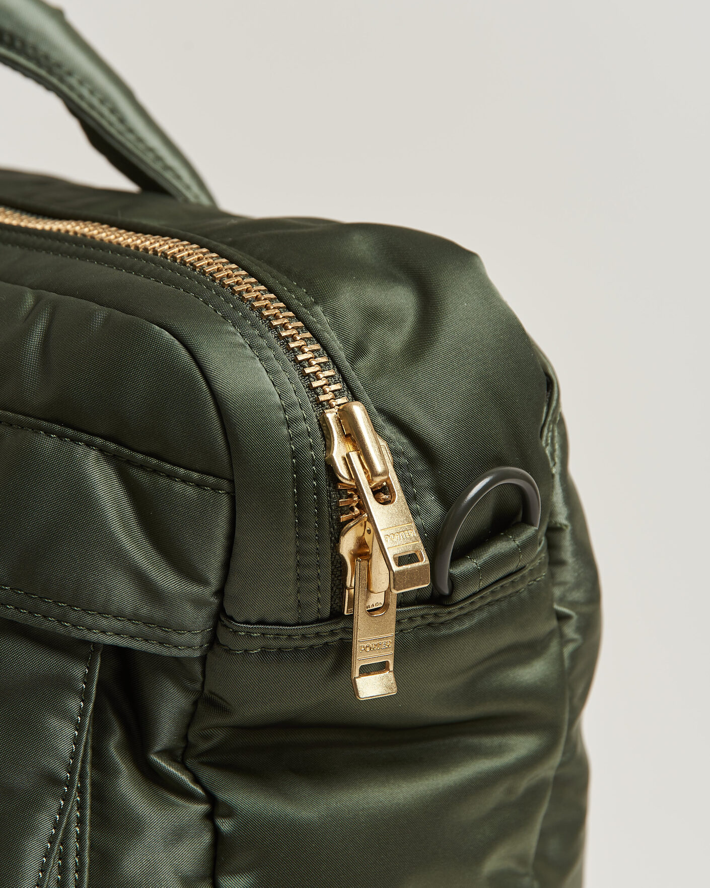 Herre | Tasker | Porter-Yoshida & Co. | Tanker 3Way Document Bag Sage Green