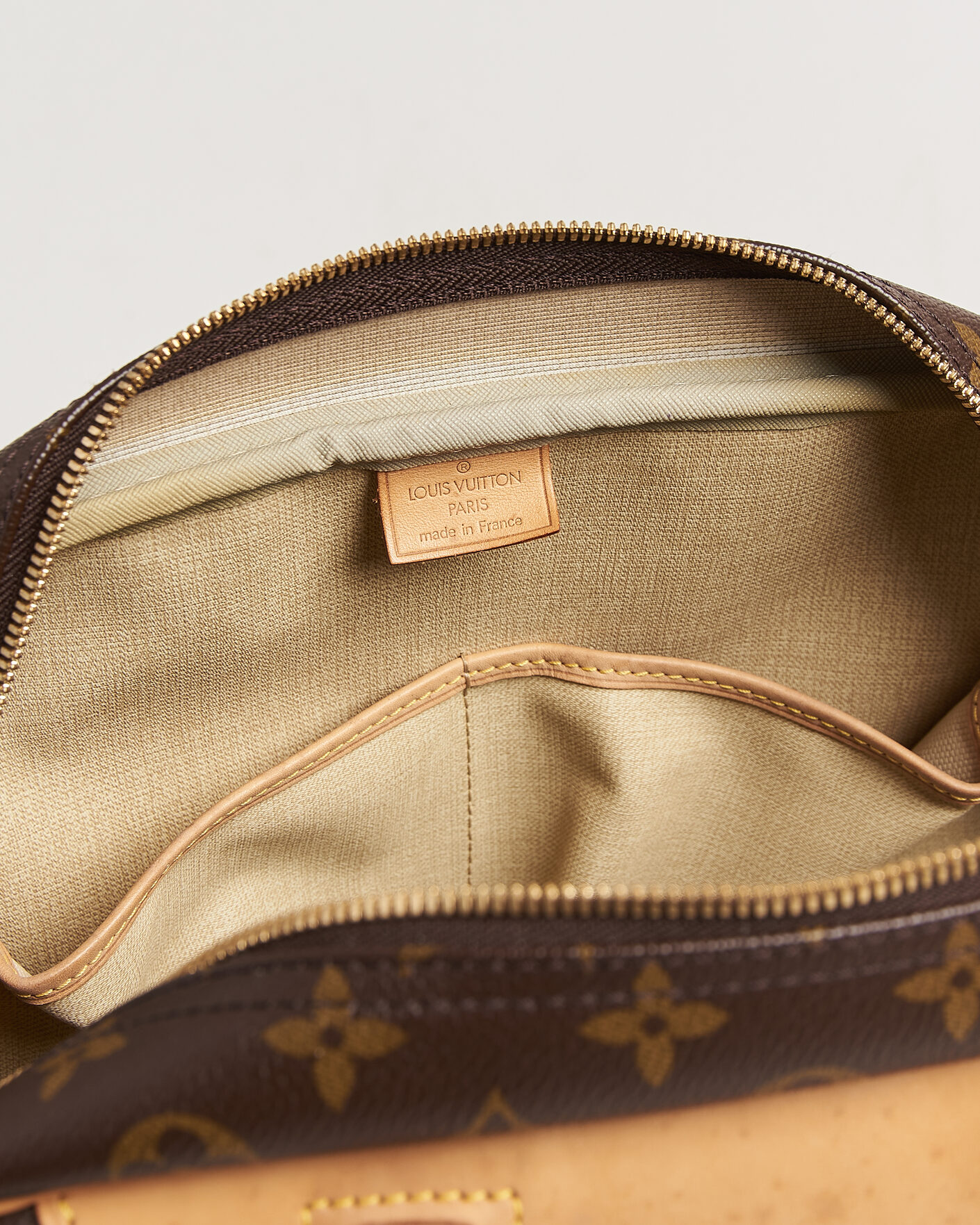 Herre | Pre-Owned & Vintage Bags | Louis Vuitton Pre-Owned | Deauville Bag Monogram