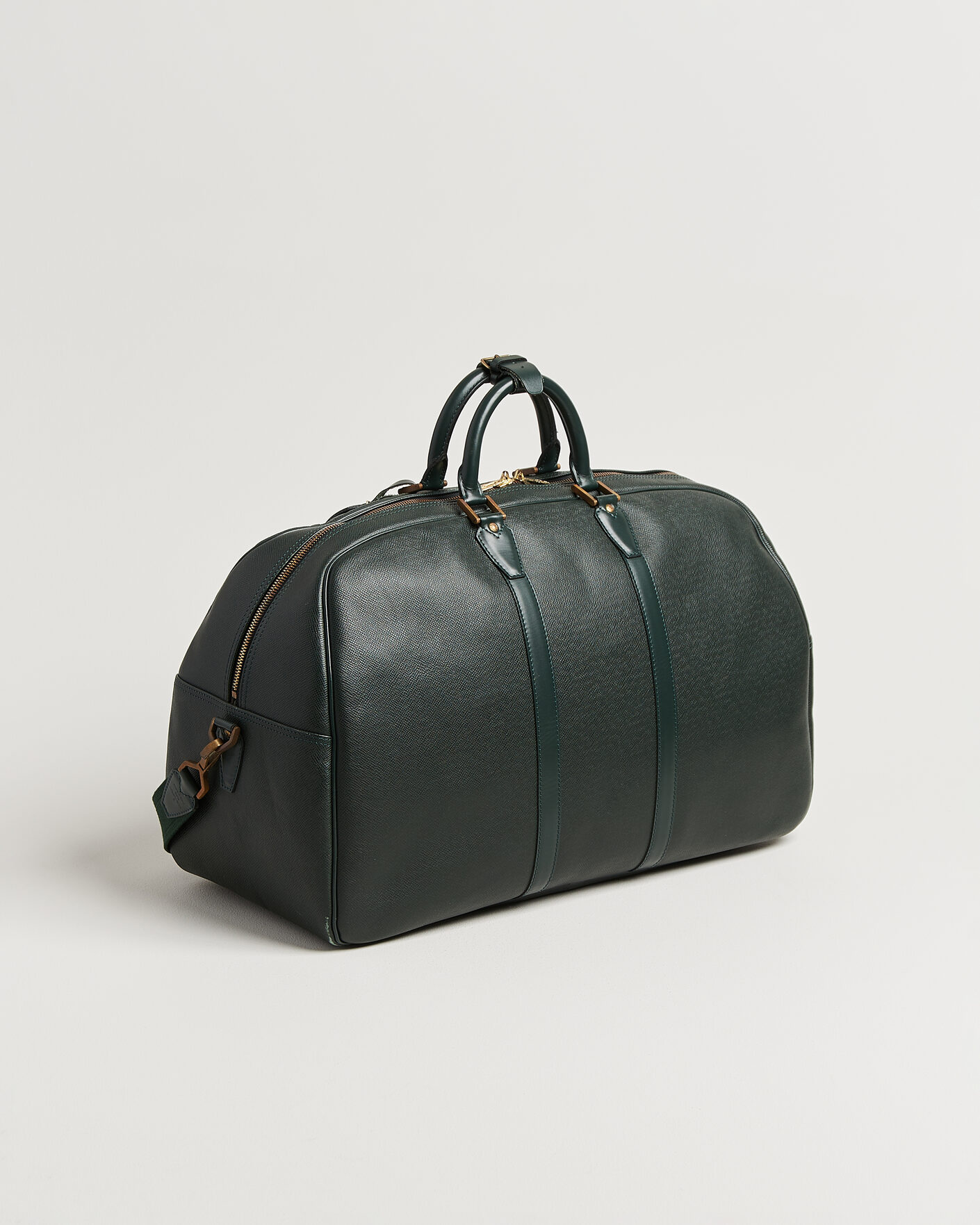 Herre | Pre-Owned & Vintage Bags | Louis Vuitton Pre-Owned | Taiga Kendall GM Bag Green