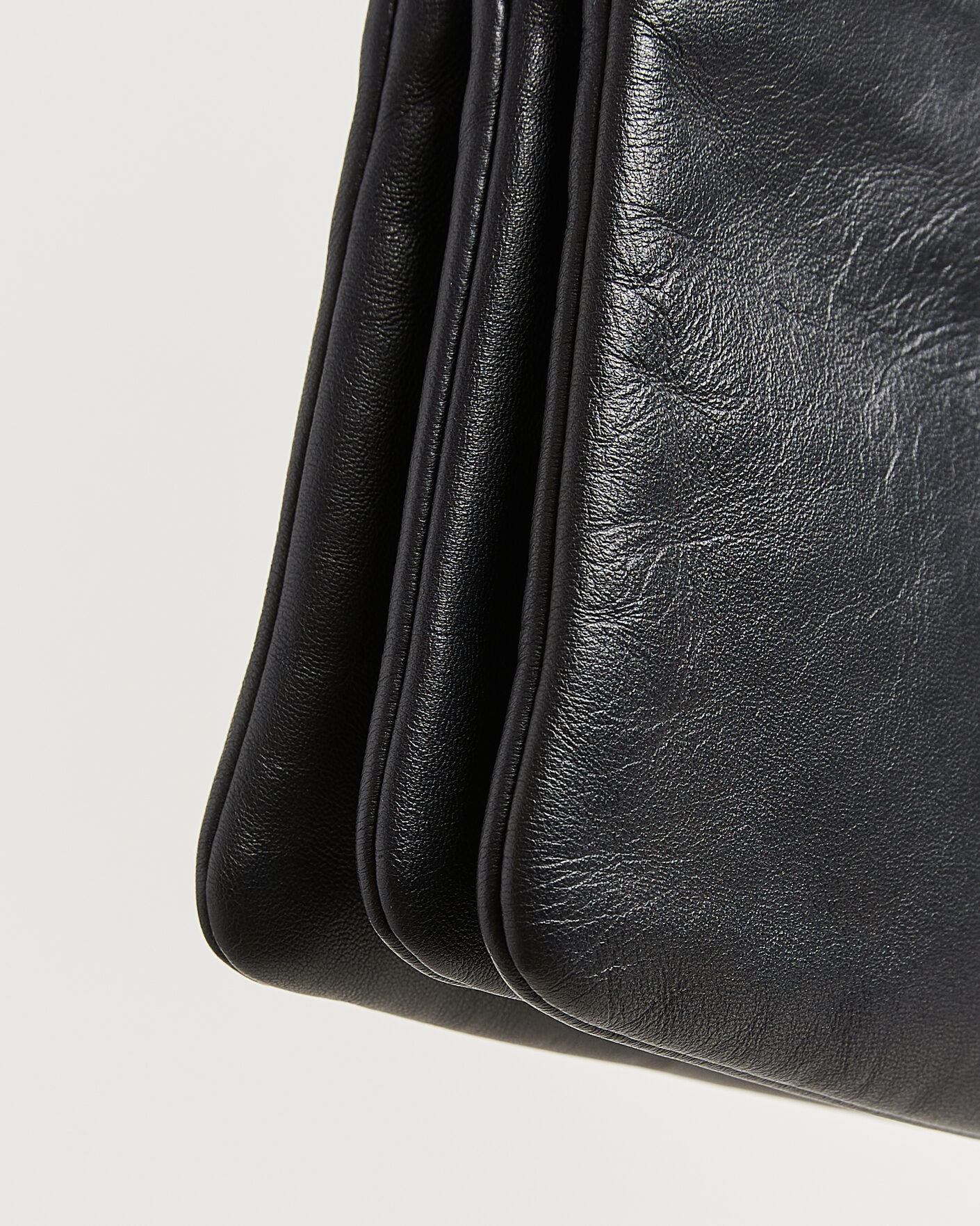 Herre | Pre-Owned & Vintage Bags | Celine Pre-Owned | Trio Bag Small Leather Black