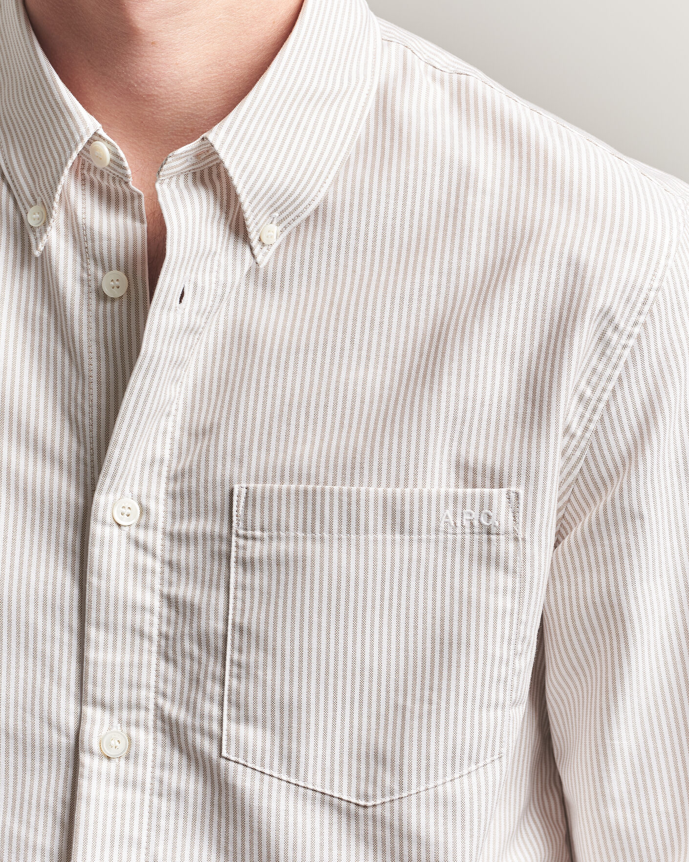 Herre | Skjorter | A.P.C. | Greg Striped Oxford Shirt Beige/White