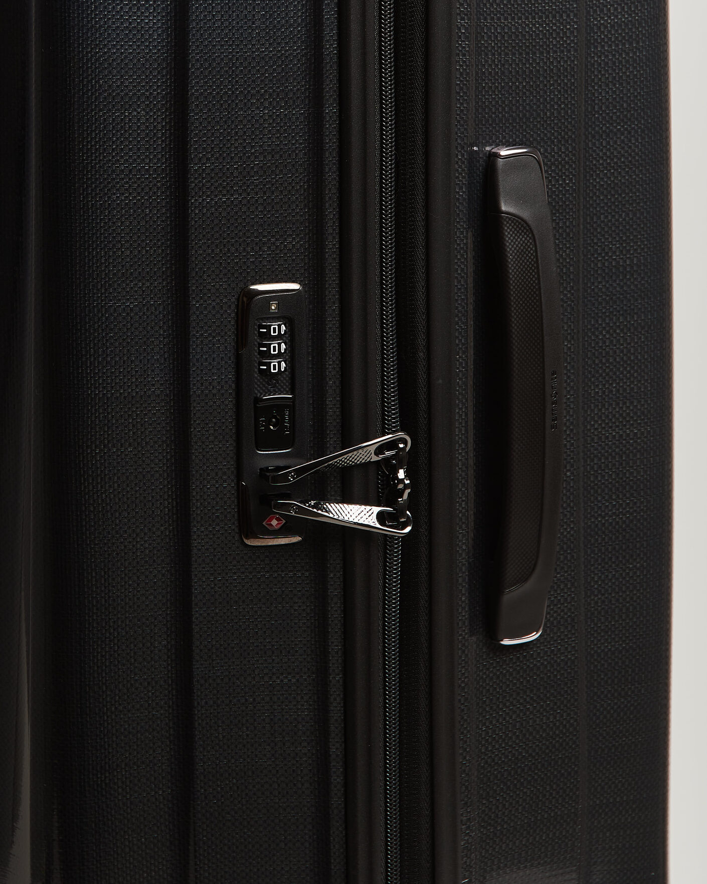 Herre | Tasker | Samsonite | Nexis Spinner Check-In Onyx Black