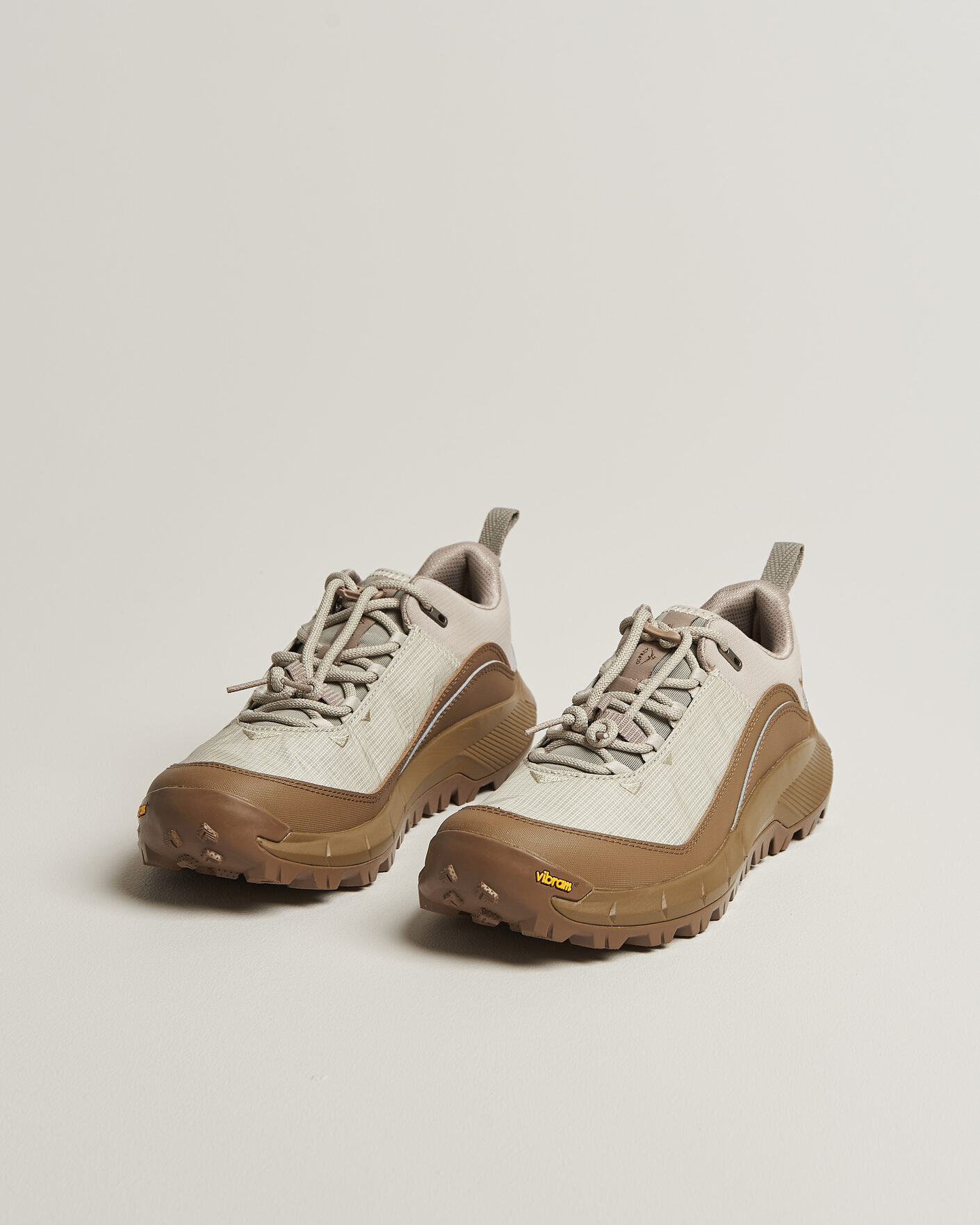 Herre | Vandresko | Danner | N45 Max Low Osprey Co-Lab Sand Grey