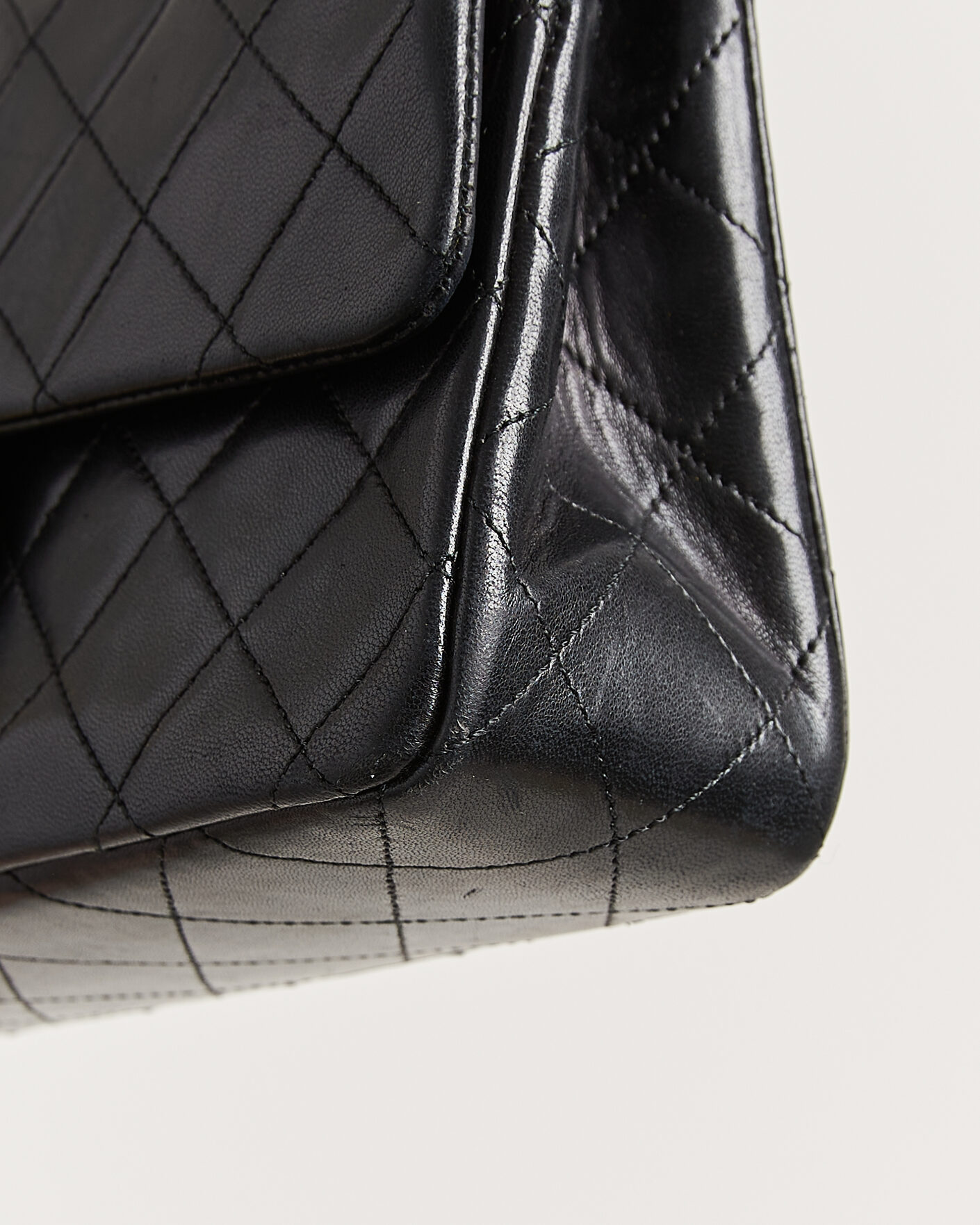 Herre | Pre-Owned & Vintage Bags | Chanel Pre-Owned | Classic Small Double Flap Bag Black