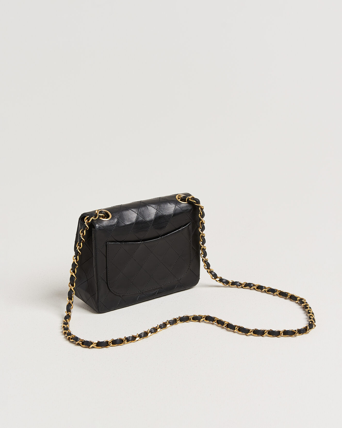 Herre | Pre-Owned & Vintage Bags | Chanel Pre-Owned | Classic Mini Single Flap Square Bag Black
