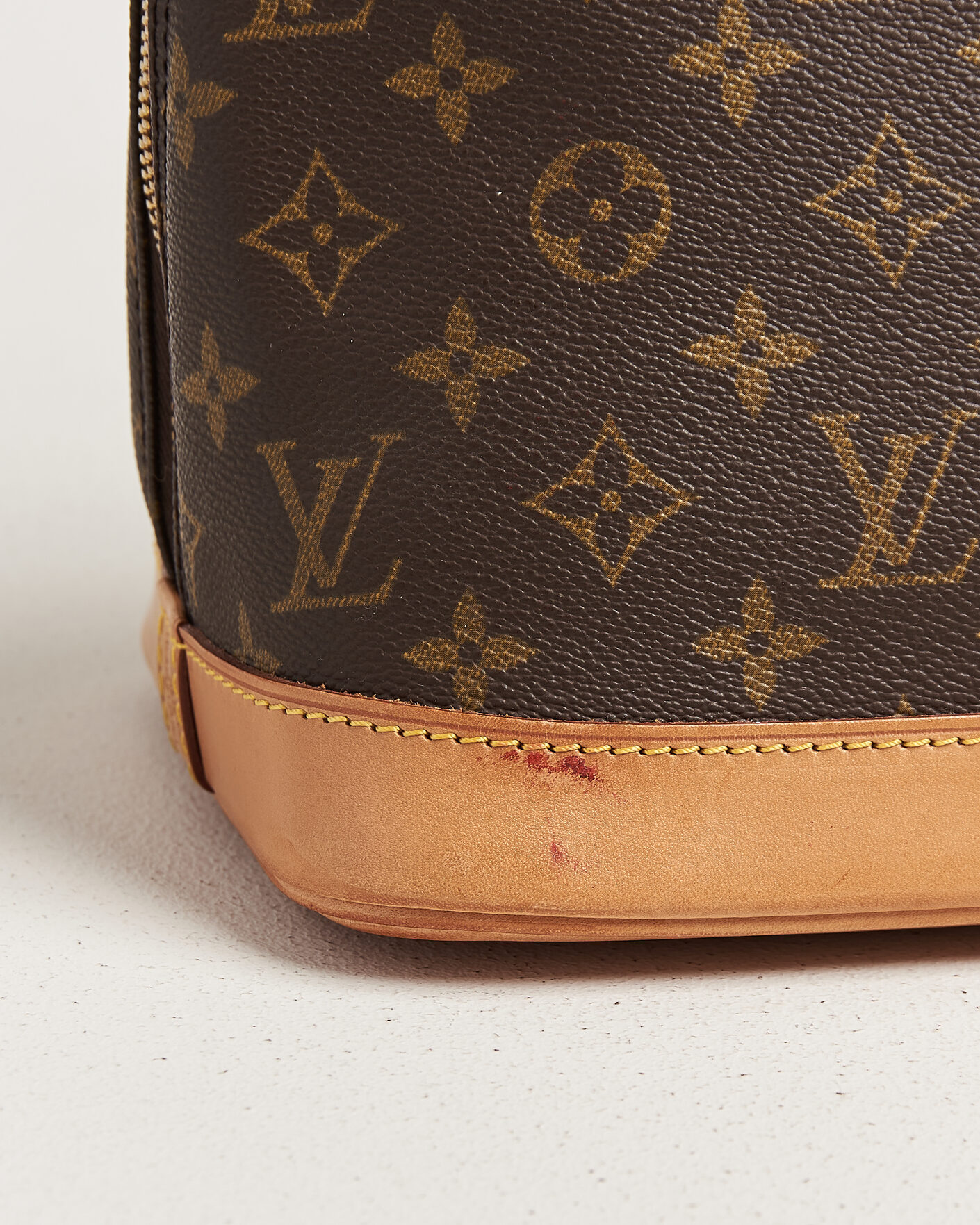 Herre | Pre-Owned & Vintage Bags | Louis Vuitton Pre-Owned | Alma Bag PM Monogram