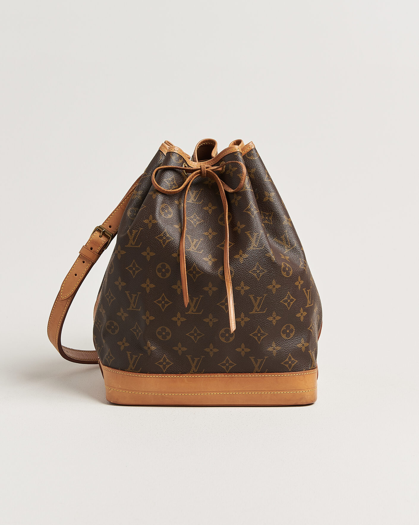 Herre | Pre-Owned & Vintage Bags | Louis Vuitton Pre-Owned | Noé Monogram