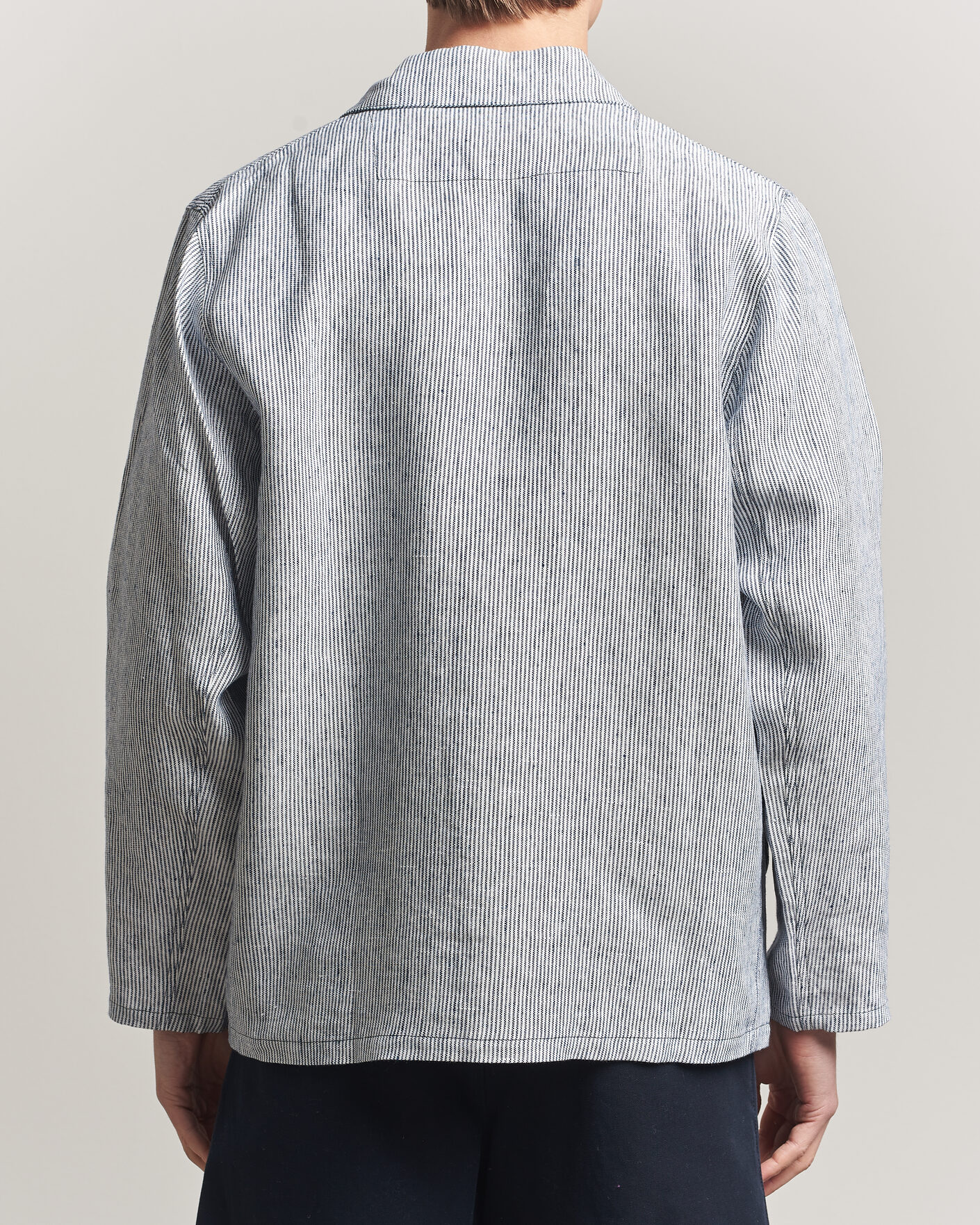 Herre | Skjorter | Peregrine | Windsor Linen Shacket Navy Stripe