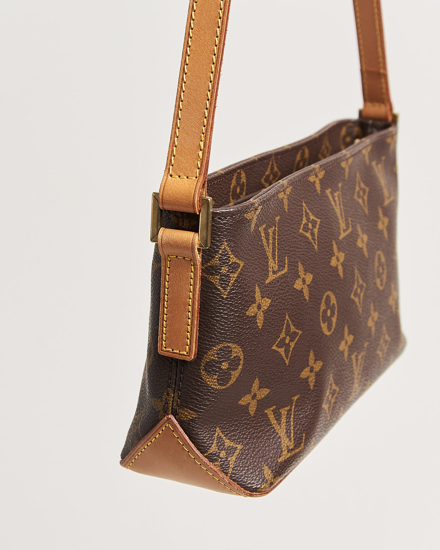 Herre | Pre-Owned & Vintage Bags | Louis Vuitton Pre-Owned | Trotteur Crossbody Bag Monogram