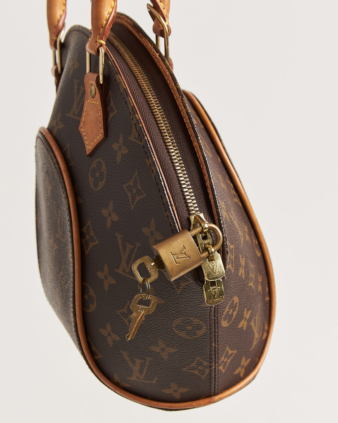 Herre | Pre-Owned & Vintage Bags | Louis Vuitton Pre-Owned | Ellipse PM Bag Monogram