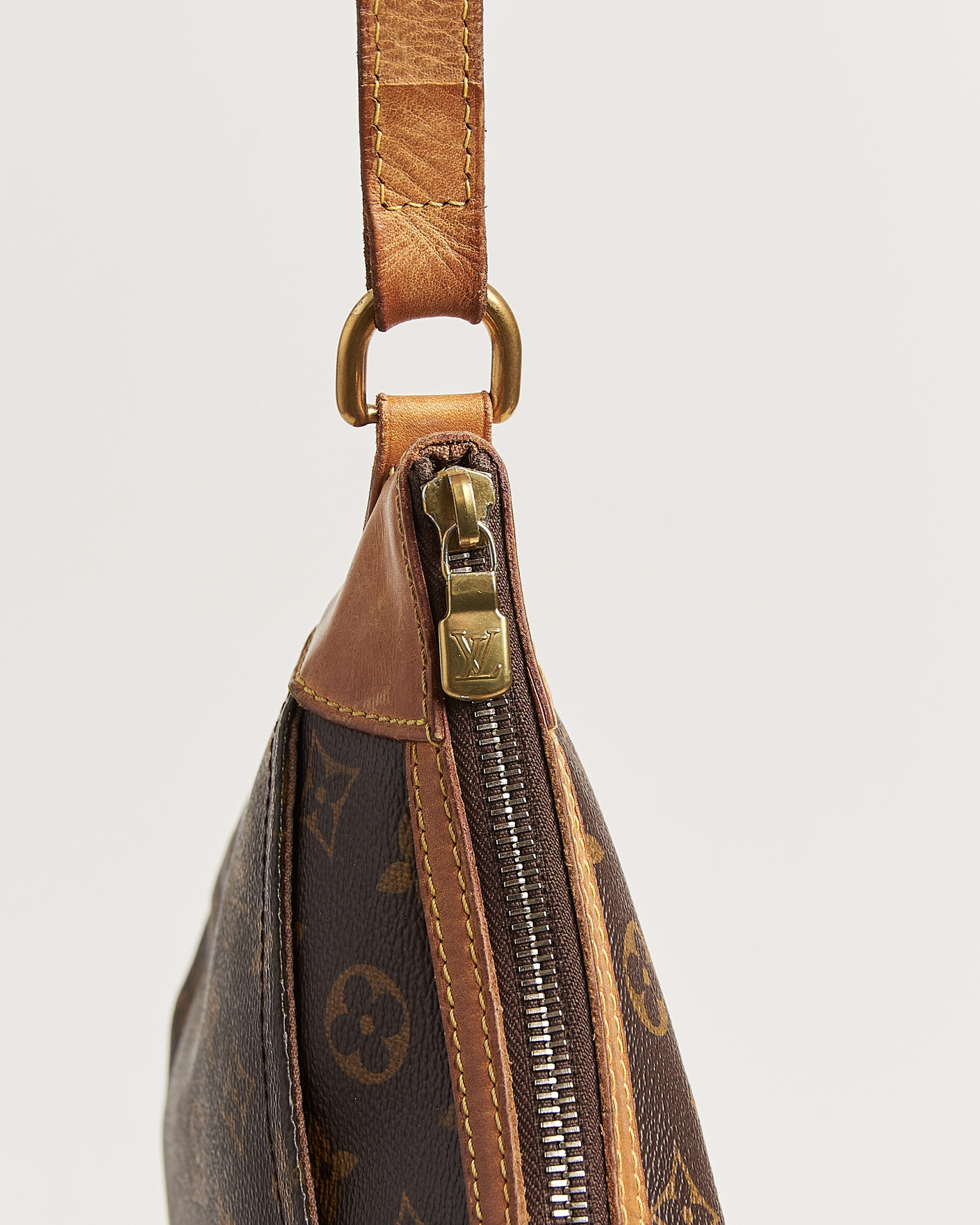 Herre | Pre-Owned & Vintage Bags | Louis Vuitton Pre-Owned | Odeon PM Bag Monogram