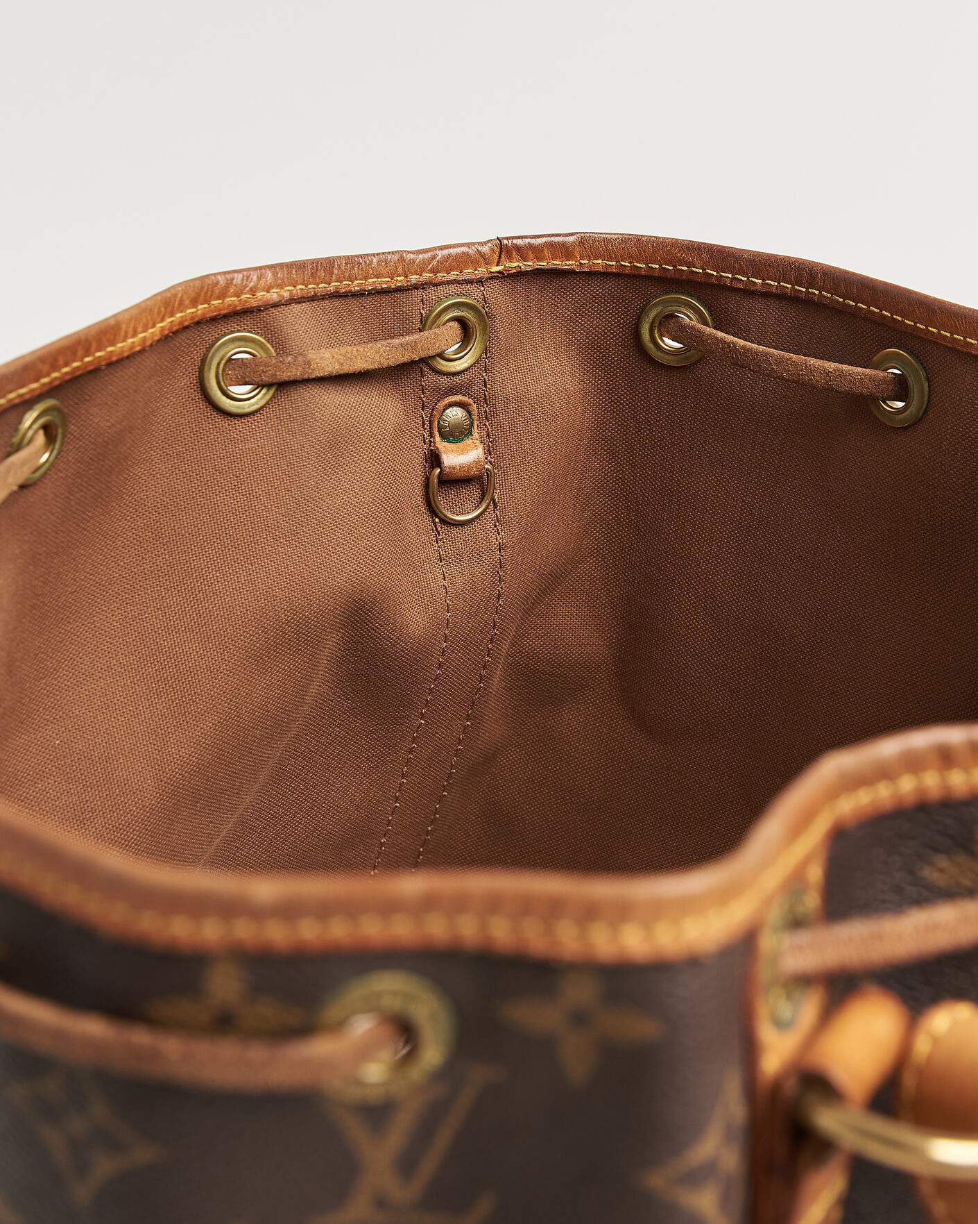 Herre | Pre-Owned & Vintage Bags | Louis Vuitton Pre-Owned | Petit Noé Monogram