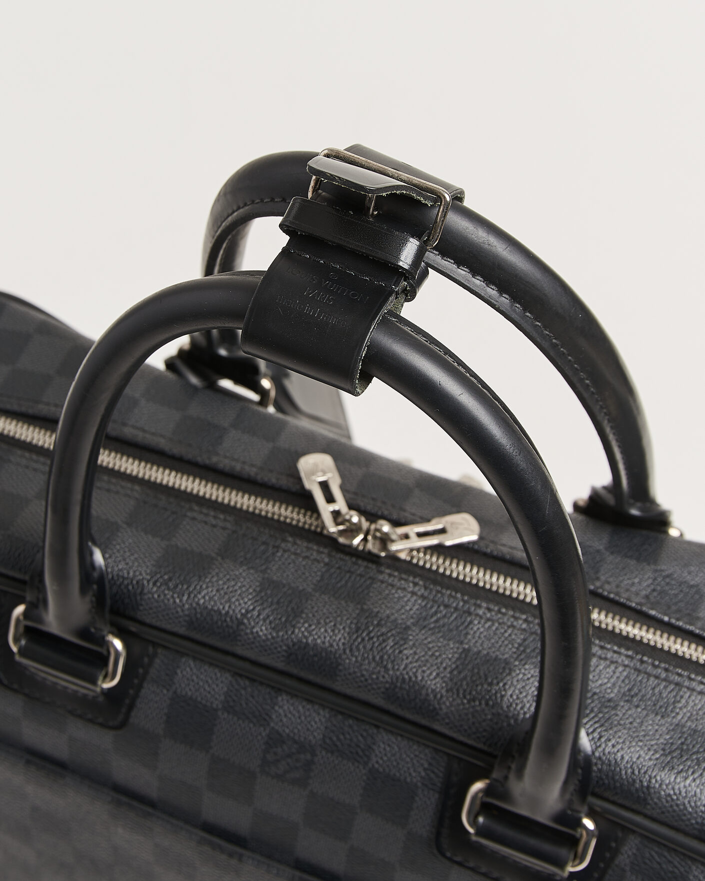 Herre | Pre-Owned & Vintage Bags | Louis Vuitton Pre-Owned | Agal Bag Damier Graphite