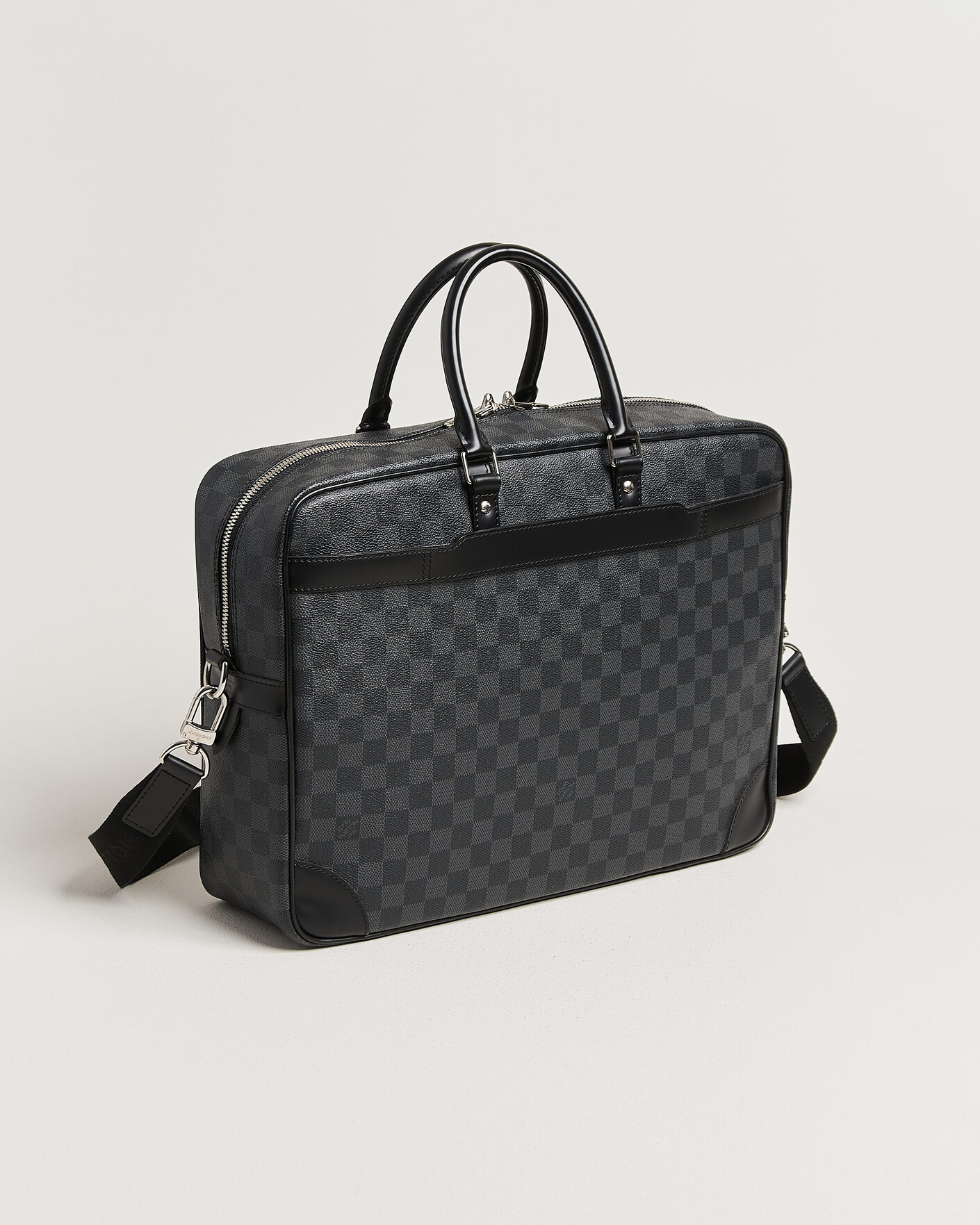 Herre | Pre-Owned & Vintage Bags | Louis Vuitton Pre-Owned | Porte Documents Voyage Damier Graphite