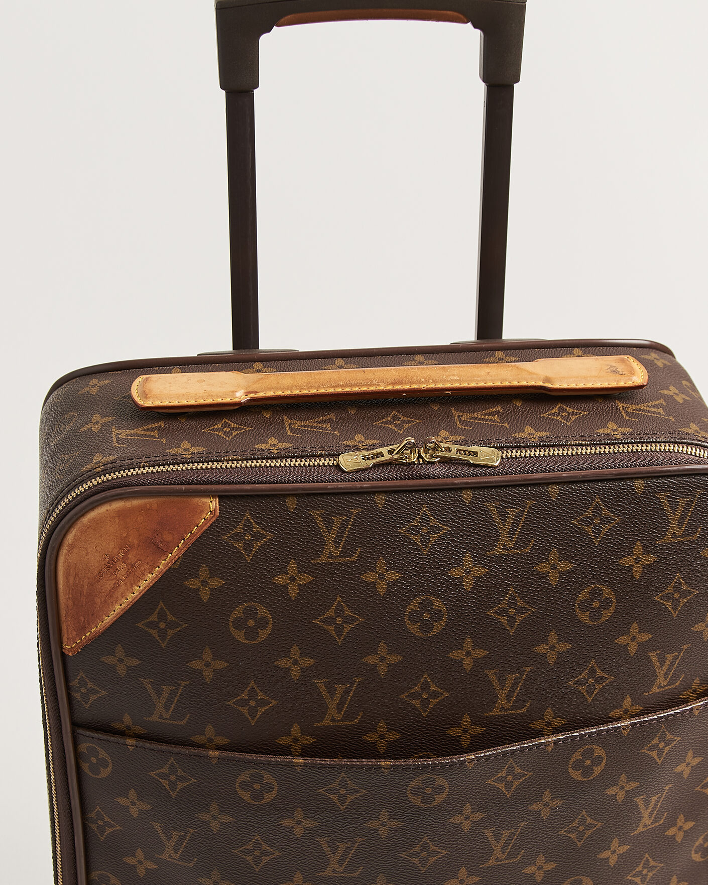 Herre | Pre-Owned & Vintage Bags | Louis Vuitton Pre-Owned | Pegase 45 Trolley Case Monogram