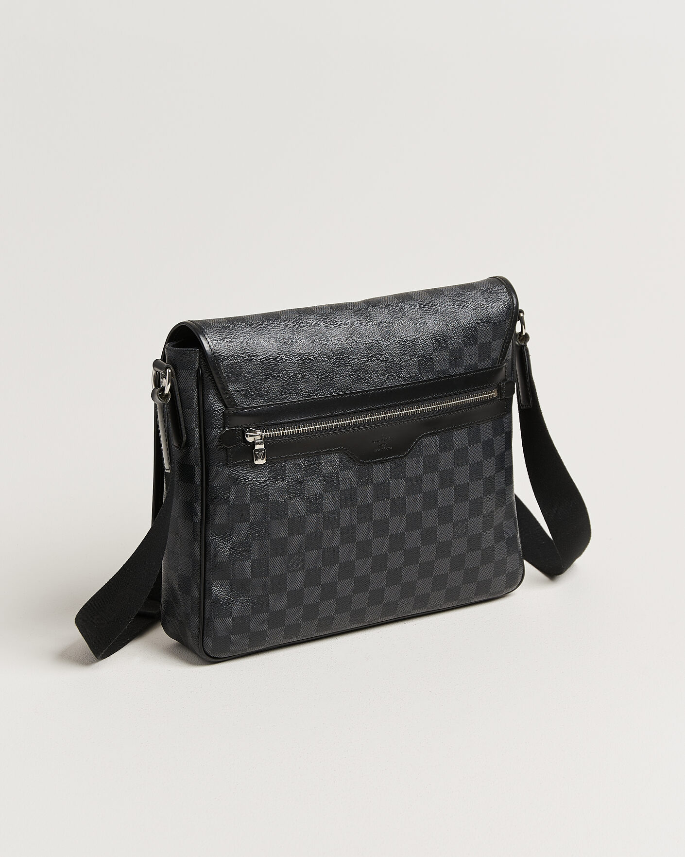 Herre | Pre-Owned & Vintage Bags | Louis Vuitton Pre-Owned | Daniel MM Shoulder Bag Damier Graphite