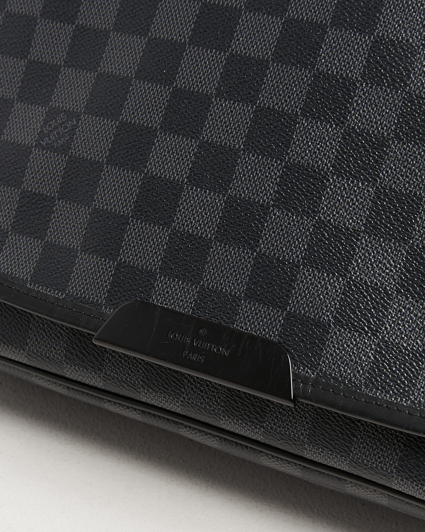 Herre | Pre-Owned & Vintage Bags | Louis Vuitton Pre-Owned | Daniel MM Shoulder Bag Damier Graphite
