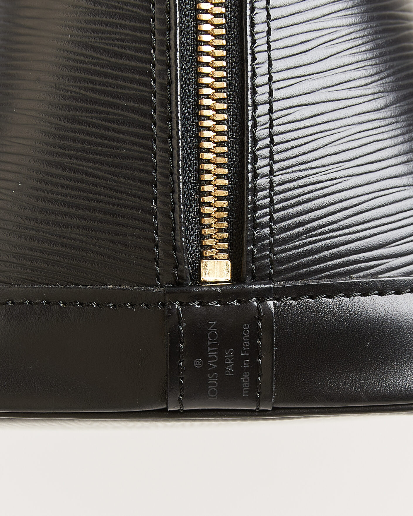 Herre | Pre-Owned & Vintage Bags | Louis Vuitton Pre-Owned | Alma PM Bag Epi Leather Black