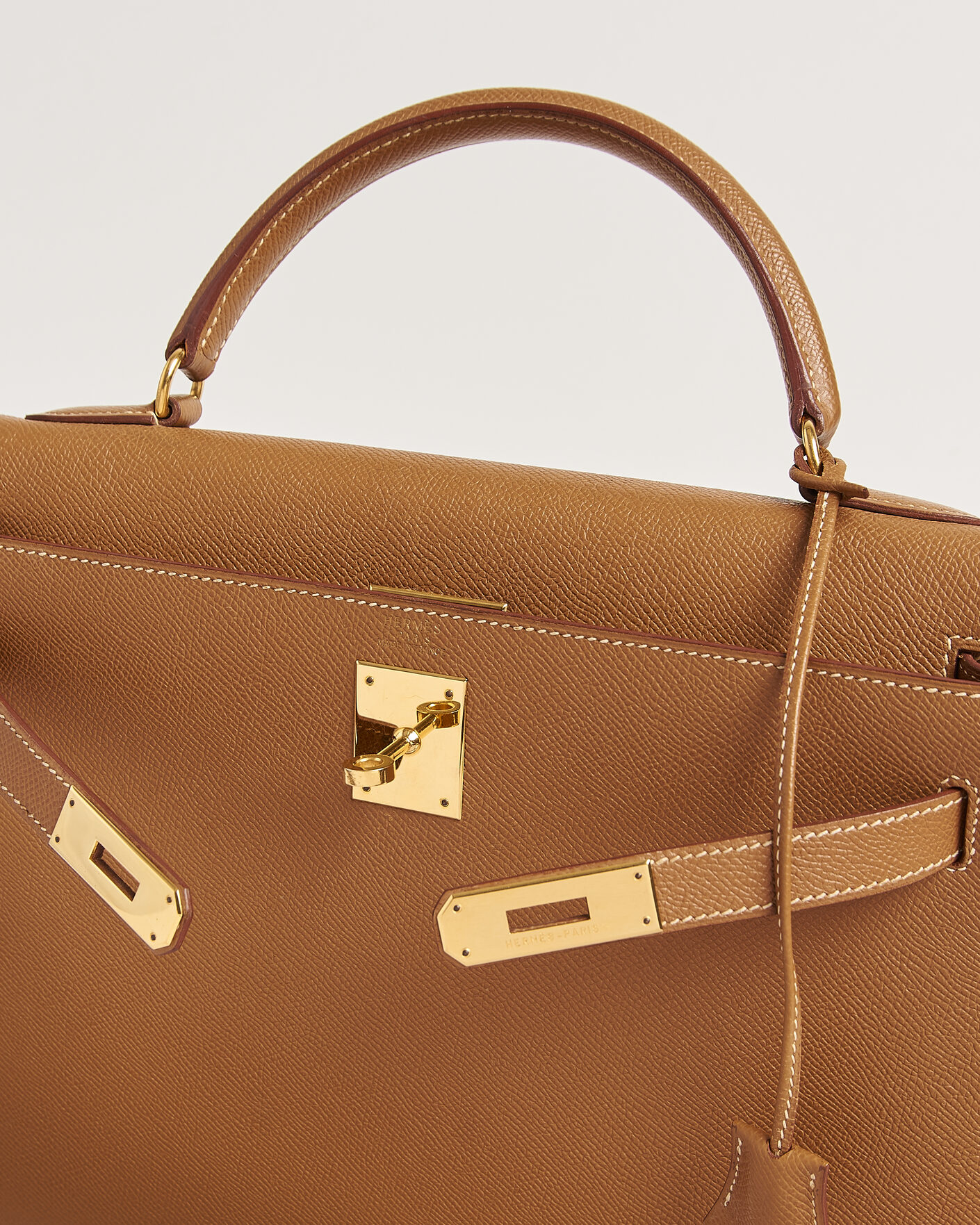 Herre | Pre-Owned & Vintage Bags | Hermès Pre-Owned | Kelly 32 Courchevel Leather Gold