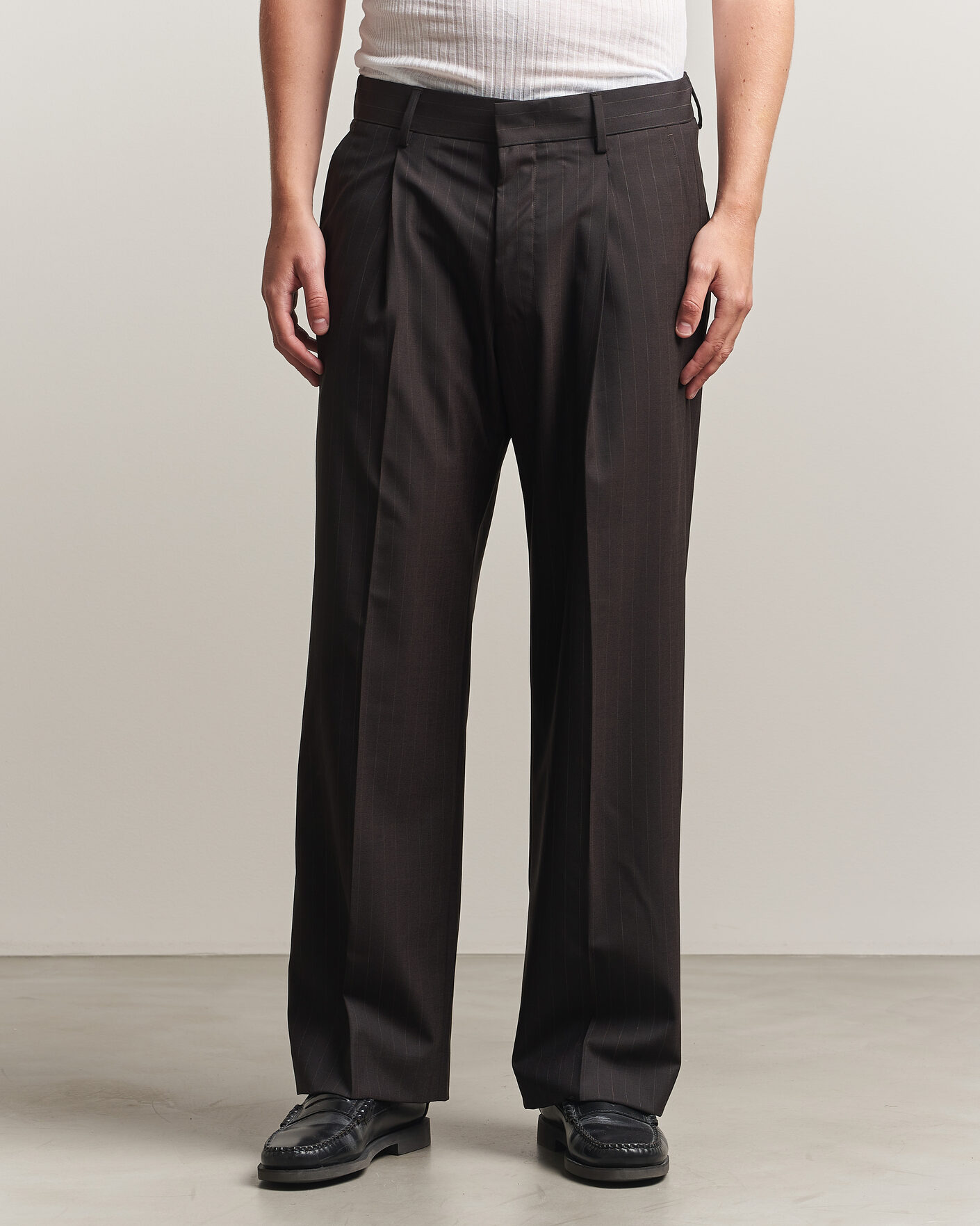 Herre | Bukser | NN07 | Kay Pinstriped Pleated Trousers Dark Brown