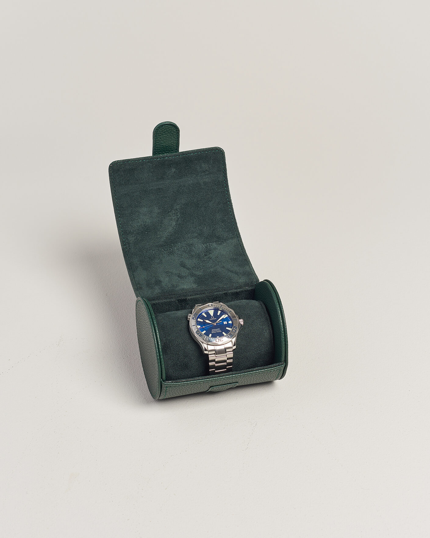 Herre | Pre-Owned & Vintage Watches | Omega Pre-Owned | Seamaster 300M Electric Blue
