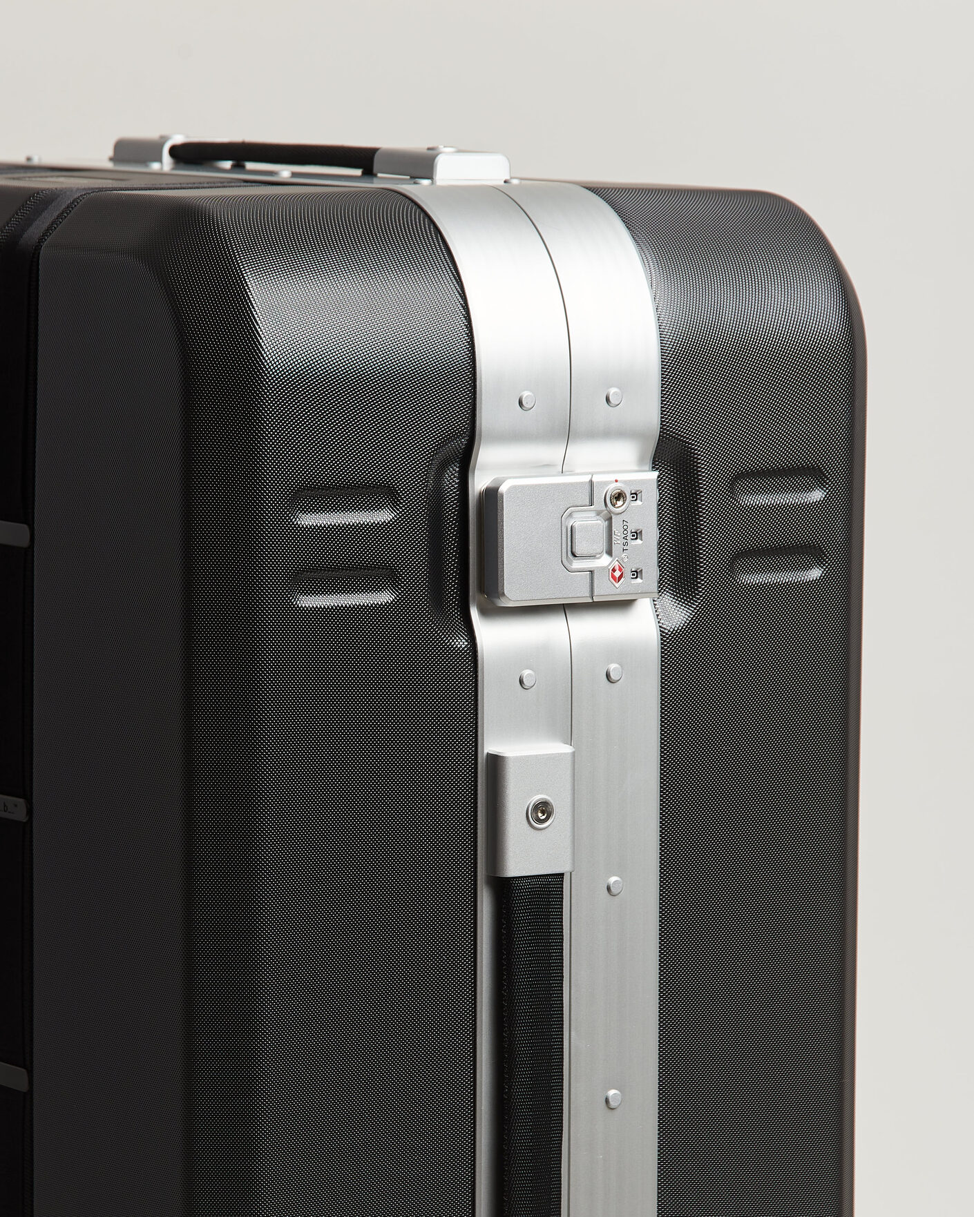 Herre | Tasker | DB | Ramverk Pro Check-In Luggage Large Silver/Black
