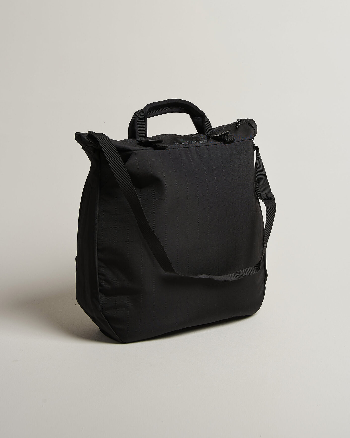 Herre | Tasker | DB | Utility Tote 32L Black Out