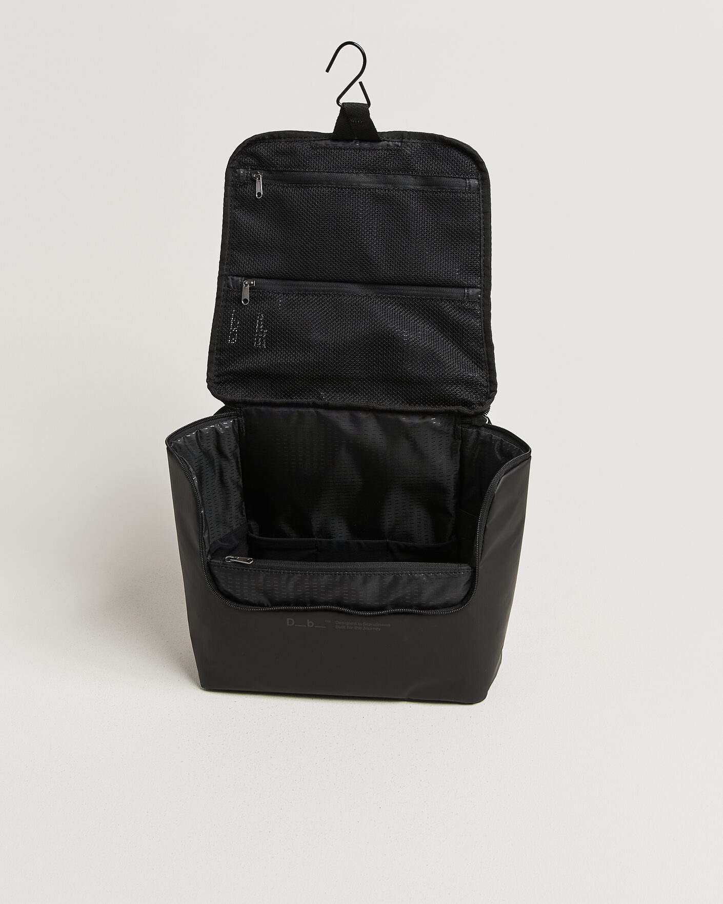 Herre | Tasker | DB | Essential Wash Bag M Black Out