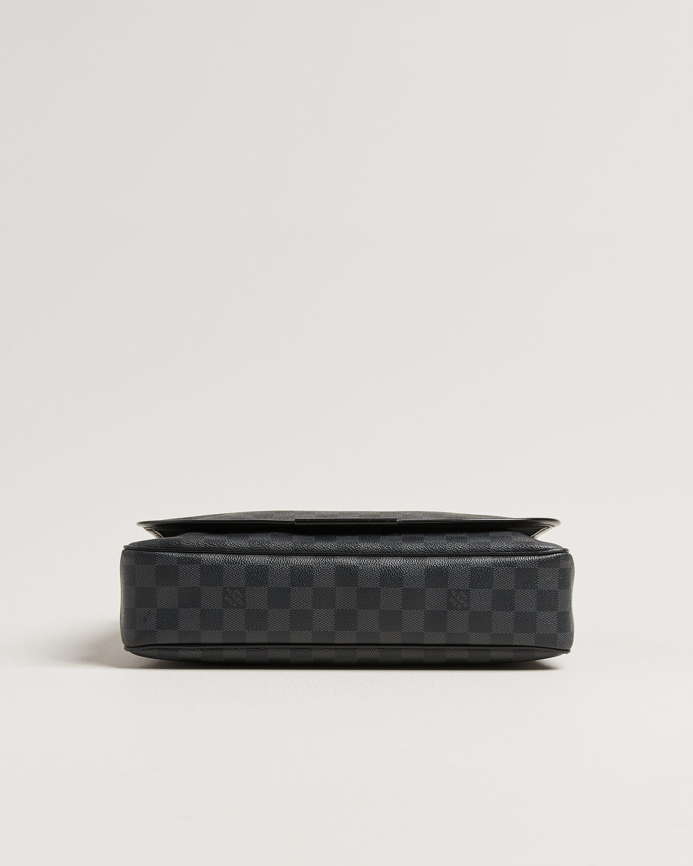 Herre | Pre-Owned & Vintage Bags | Louis Vuitton Pre-Owned | Daniel MM Shoulder Bag Damier Graphite