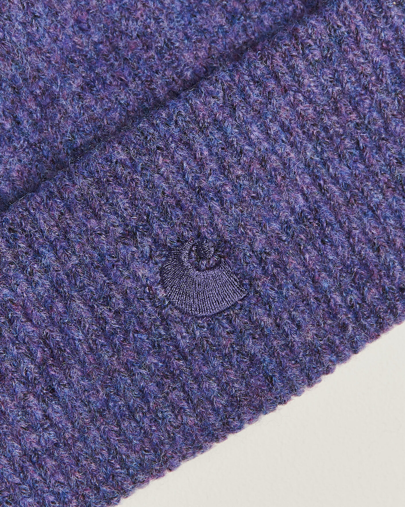 Herre | Huer | Carhartt WIP | Curtis Tonal Logo Beanie Shady Purple