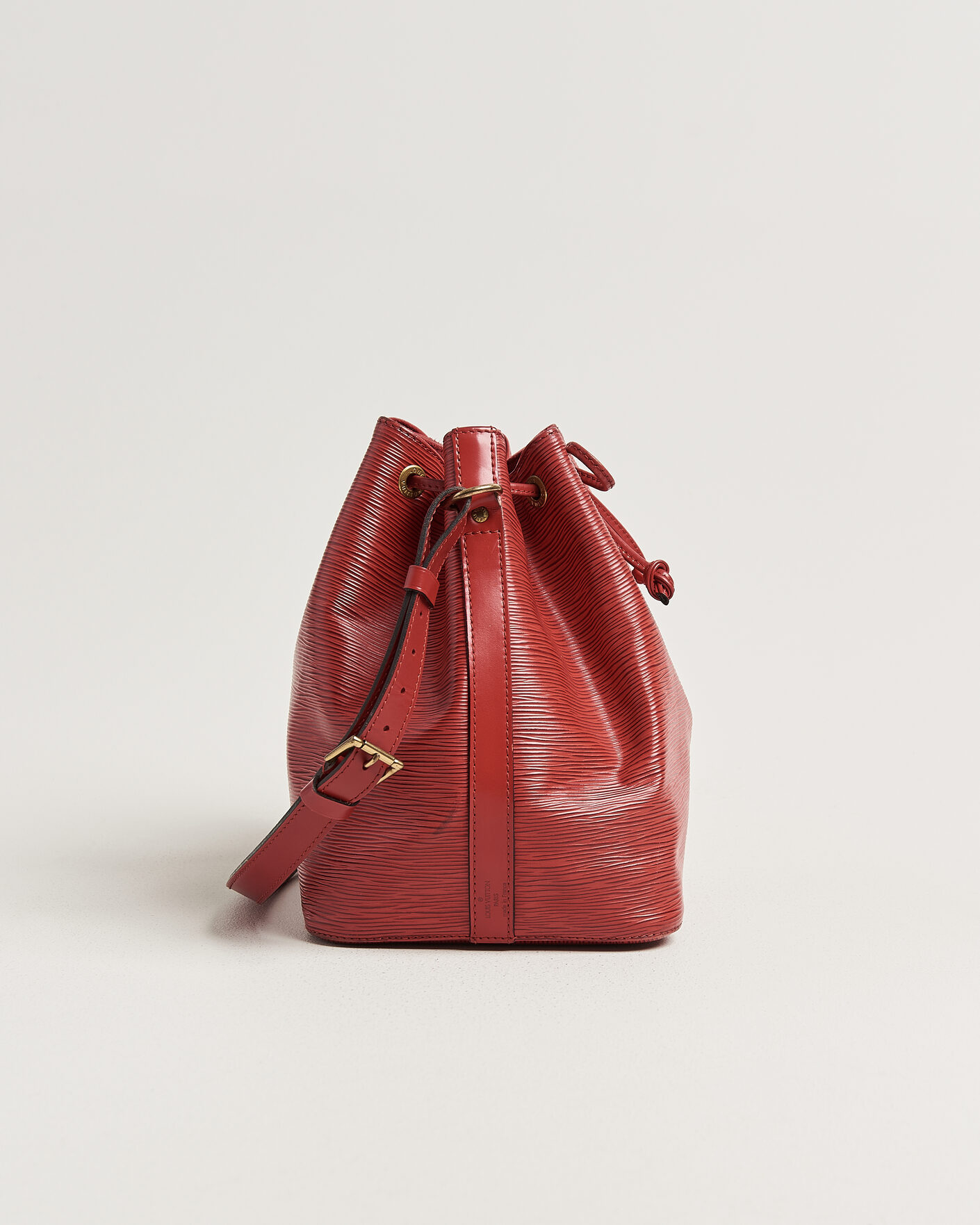 Herre | Pre-Owned & Vintage Bags | Louis Vuitton Pre-Owned | Petit Noé Epi Leather Red