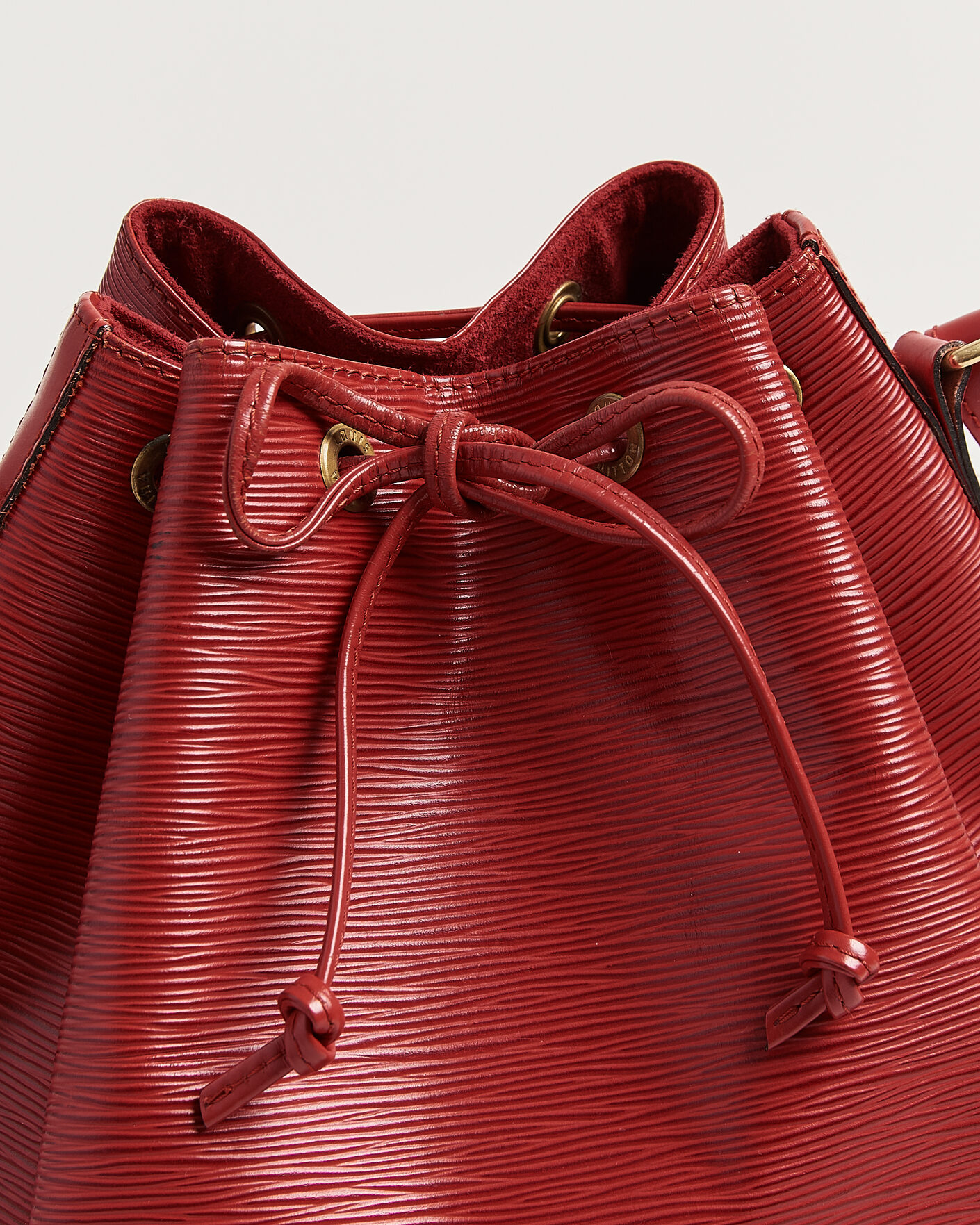 Herre | Pre-Owned & Vintage Bags | Louis Vuitton Pre-Owned | Noé Epi Leather Red