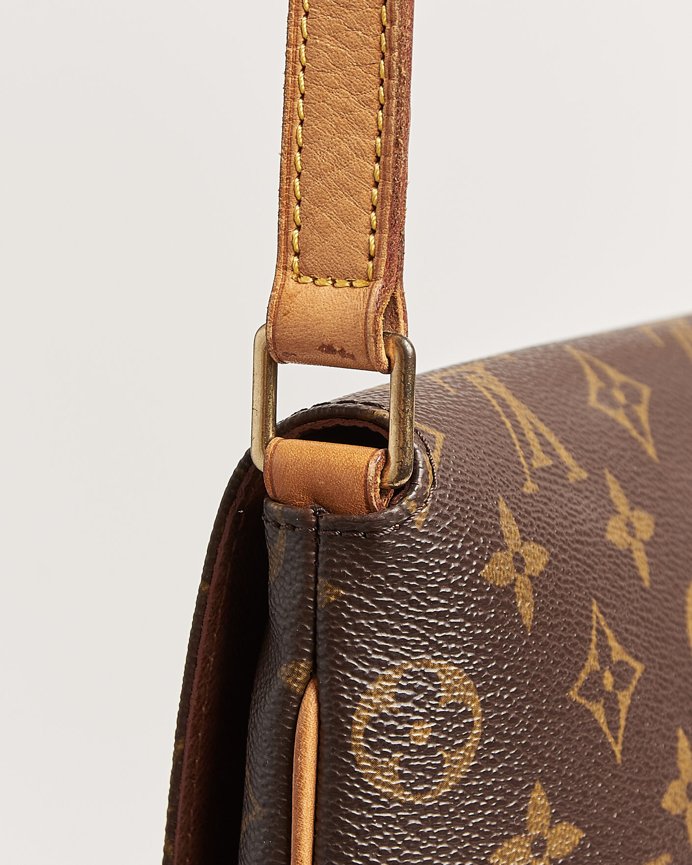 Herre | Pre-Owned & Vintage Bags | Louis Vuitton Pre-Owned | Musette Tango Bag Monogram