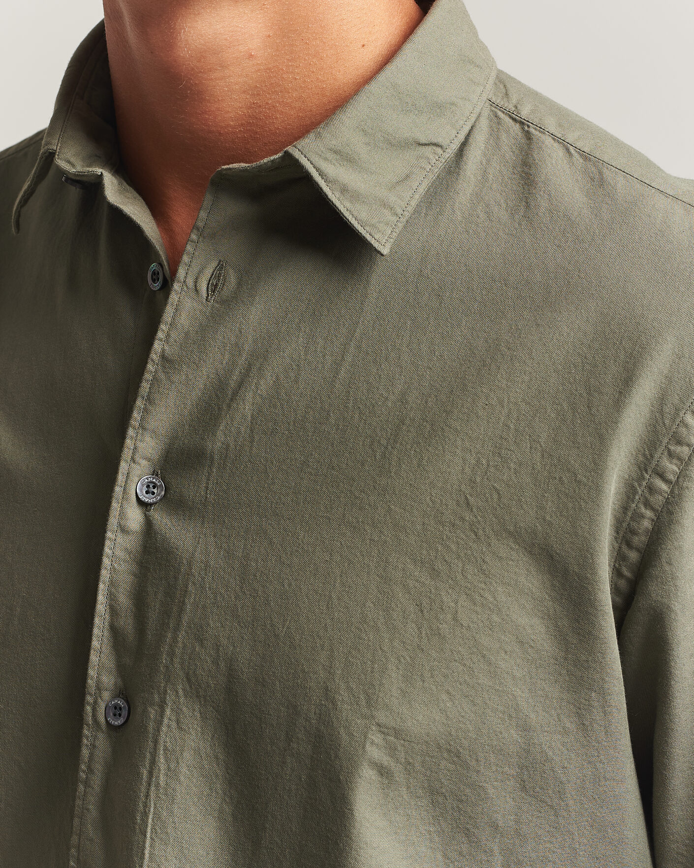 Herre | Skjorter | Canali | Garment Dyed Cotton Shirt Olive